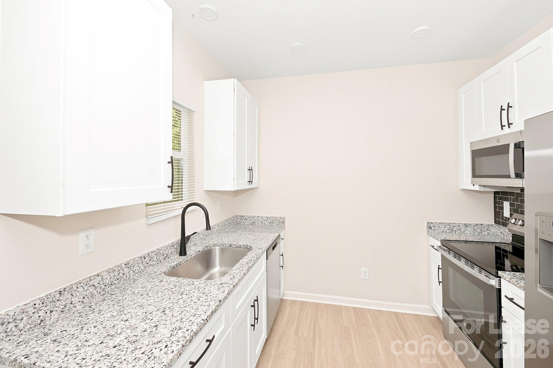 1109 Goldsboro Avenue Property Photo 4