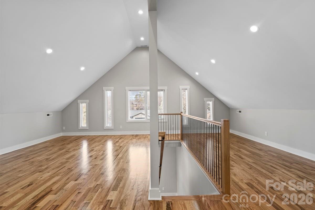 543 30th Avenue Property Photo 19