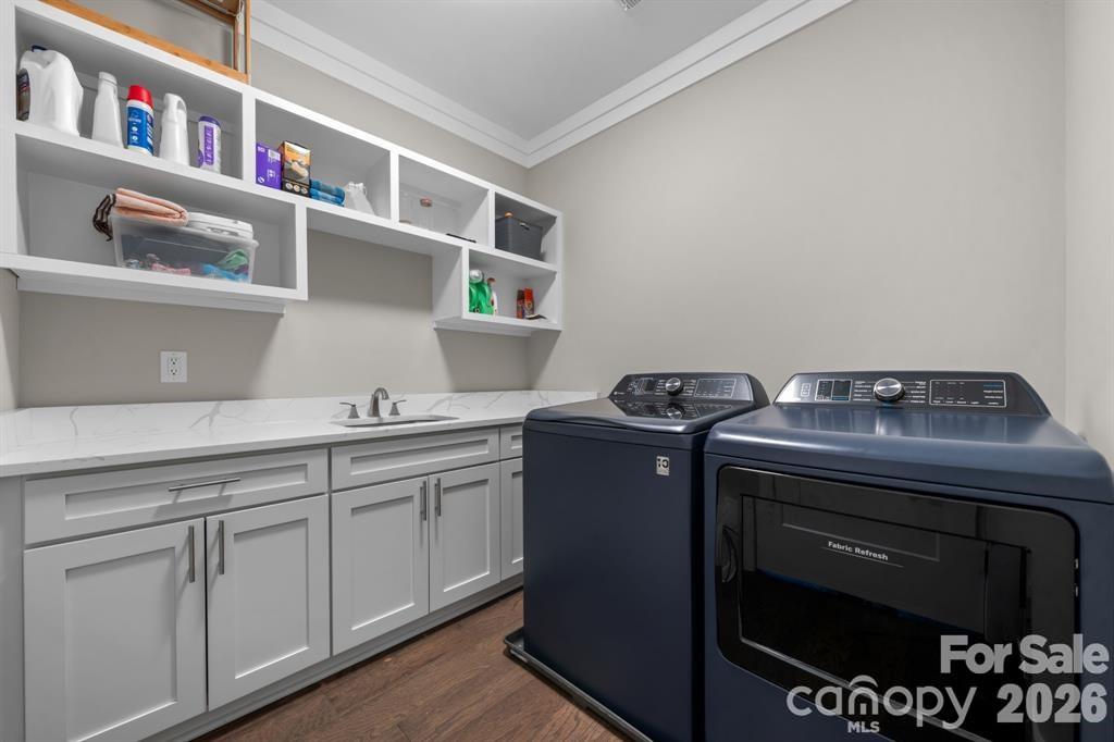 5046 Woodwinds Drive Property Photo 15