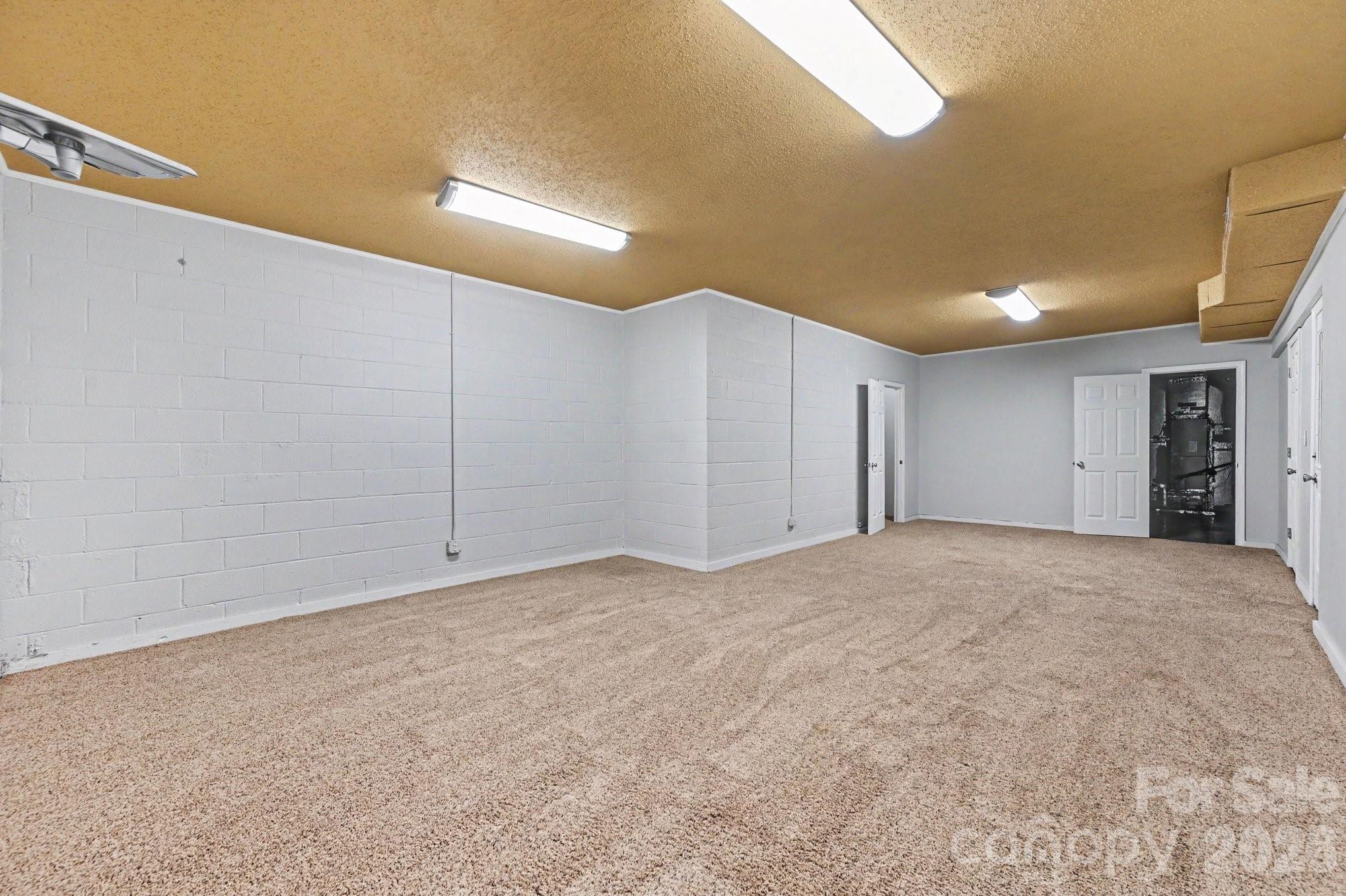 1703 Running Deer Drive Property Photo 10