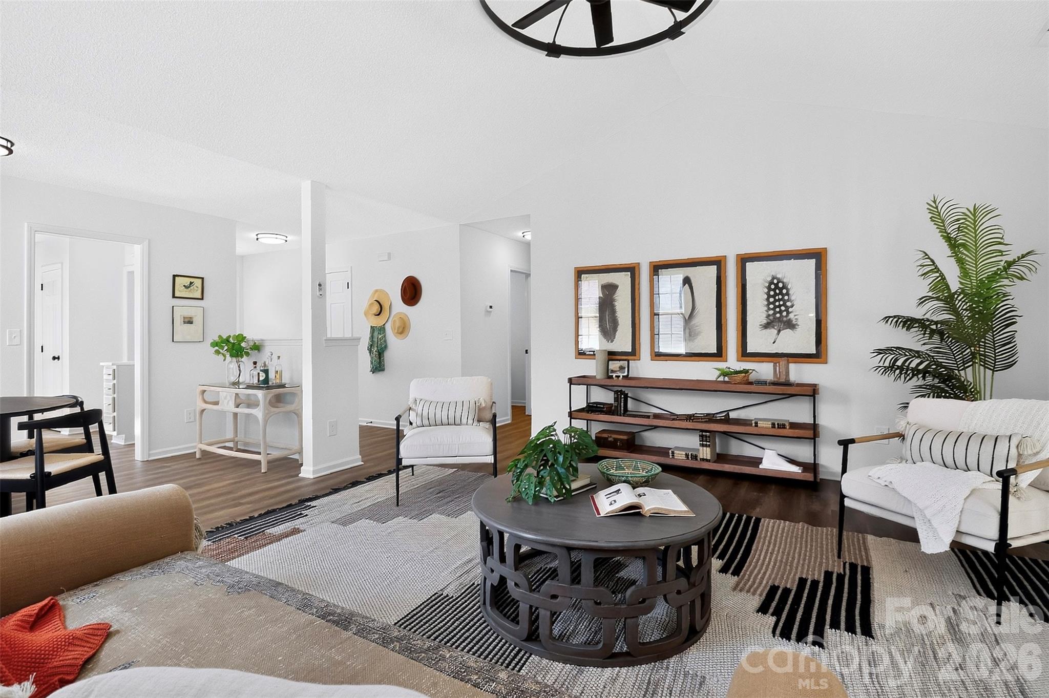 6111 Country Walk Drive Property Photo 24