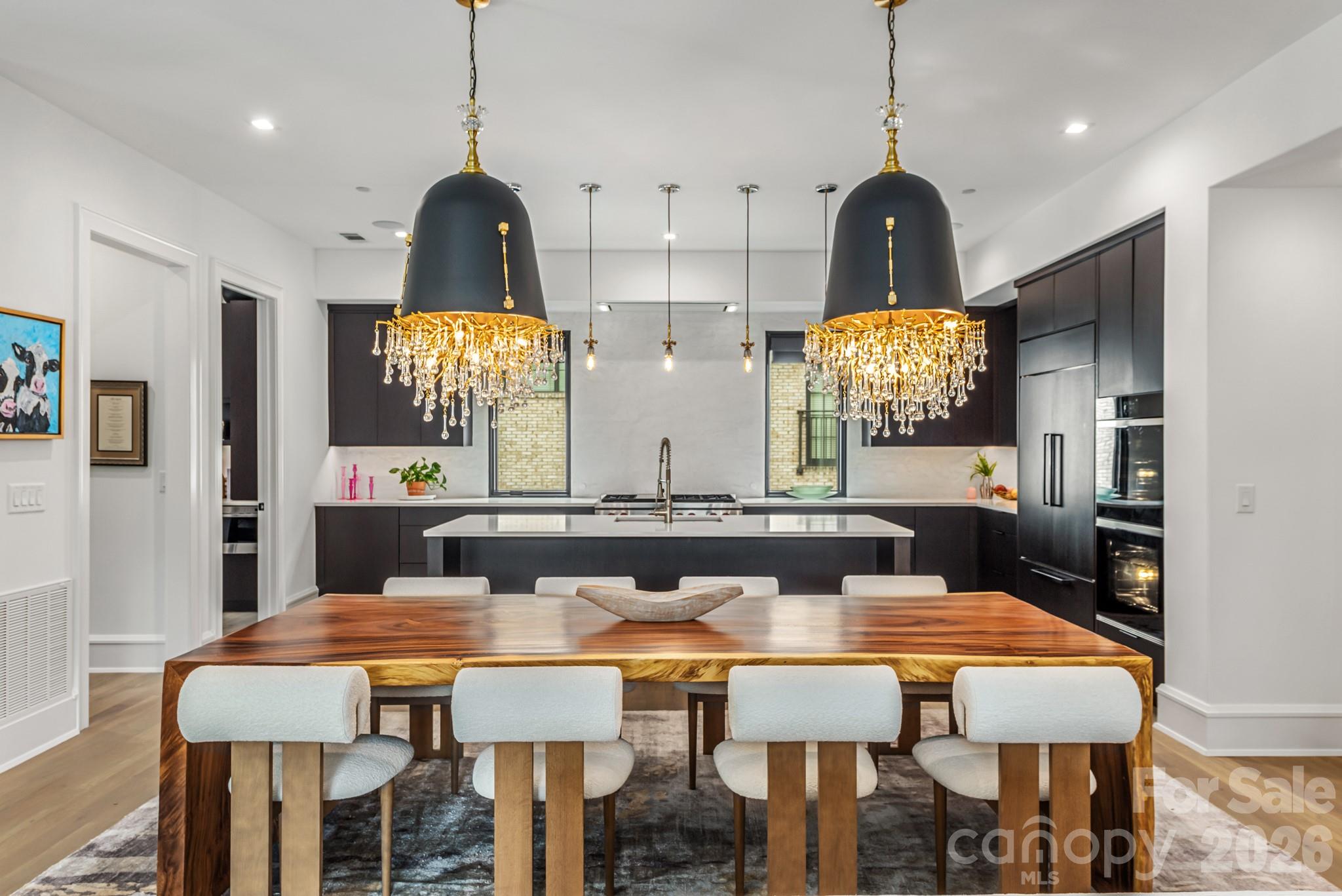 610 Queens Road Property Photo 11