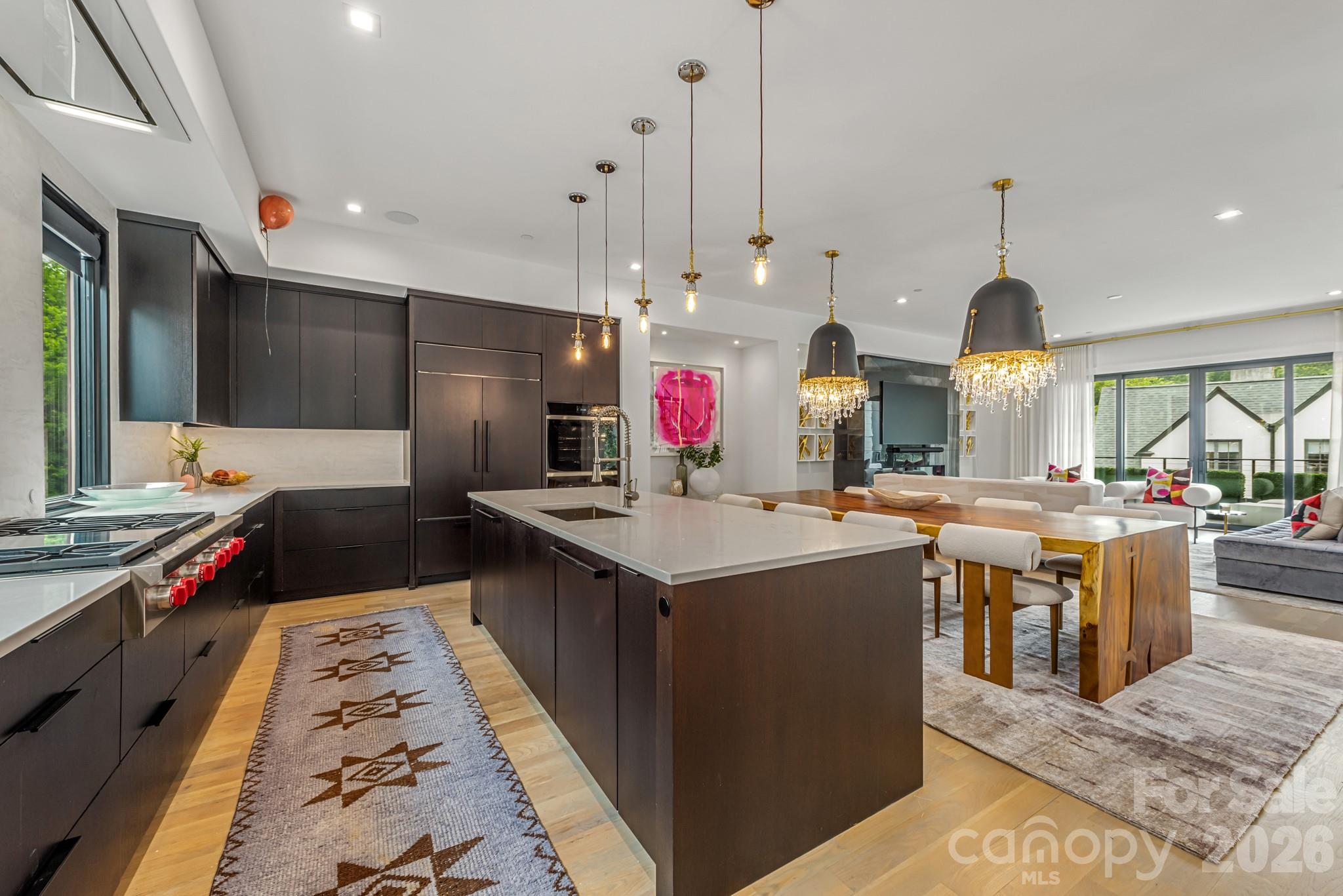 610 Queens Road Property Photo 12