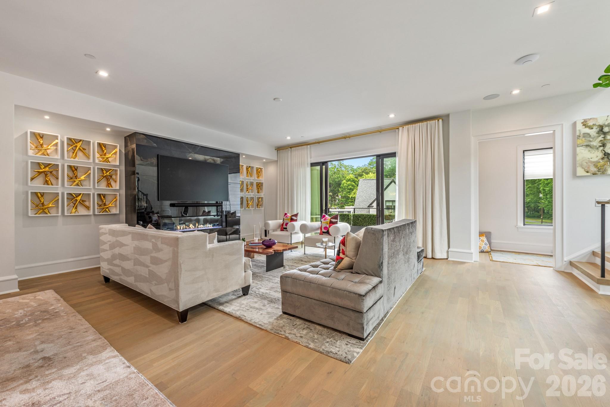 610 Queens Road Property Photo 14