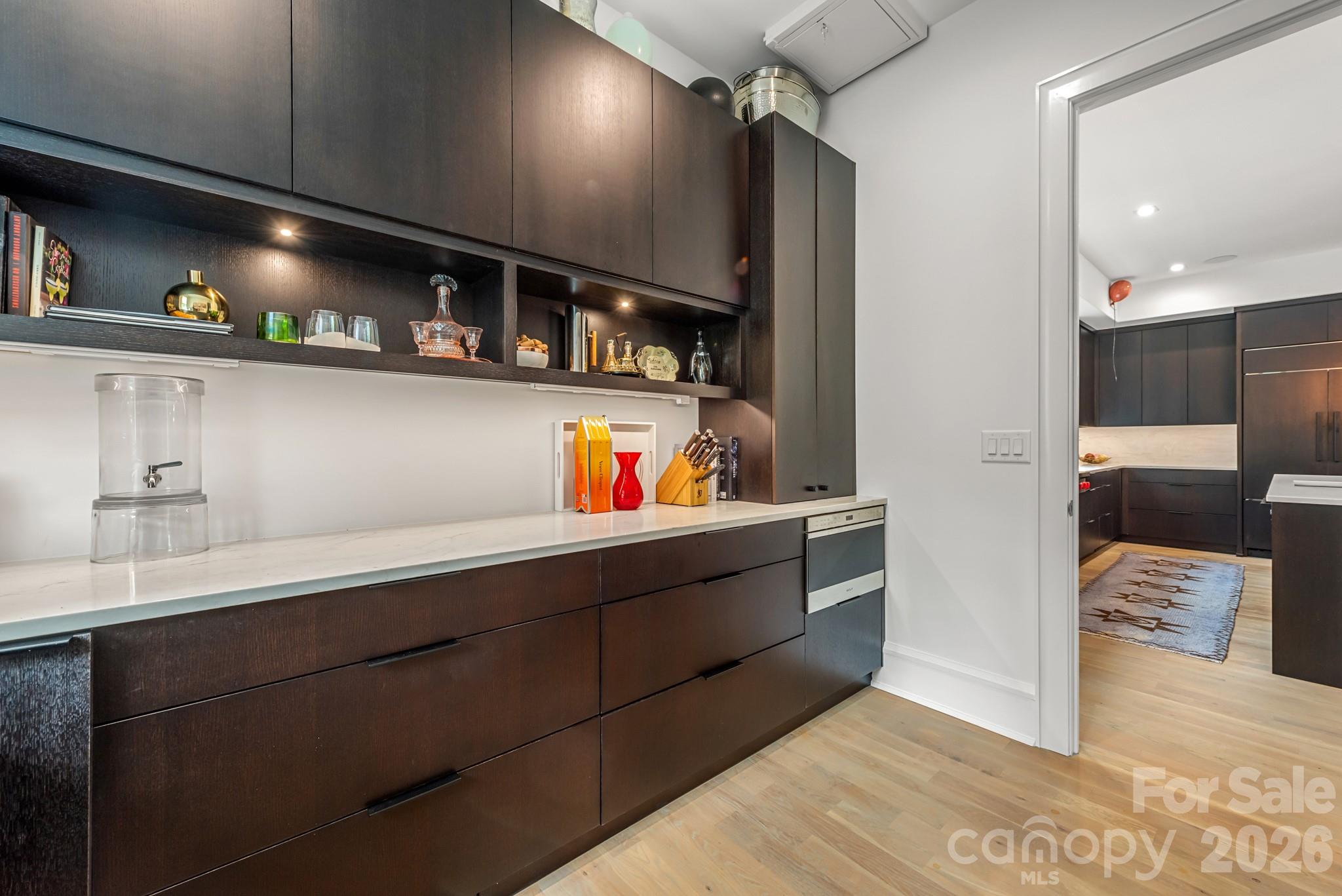 610 Queens Road Property Photo 16