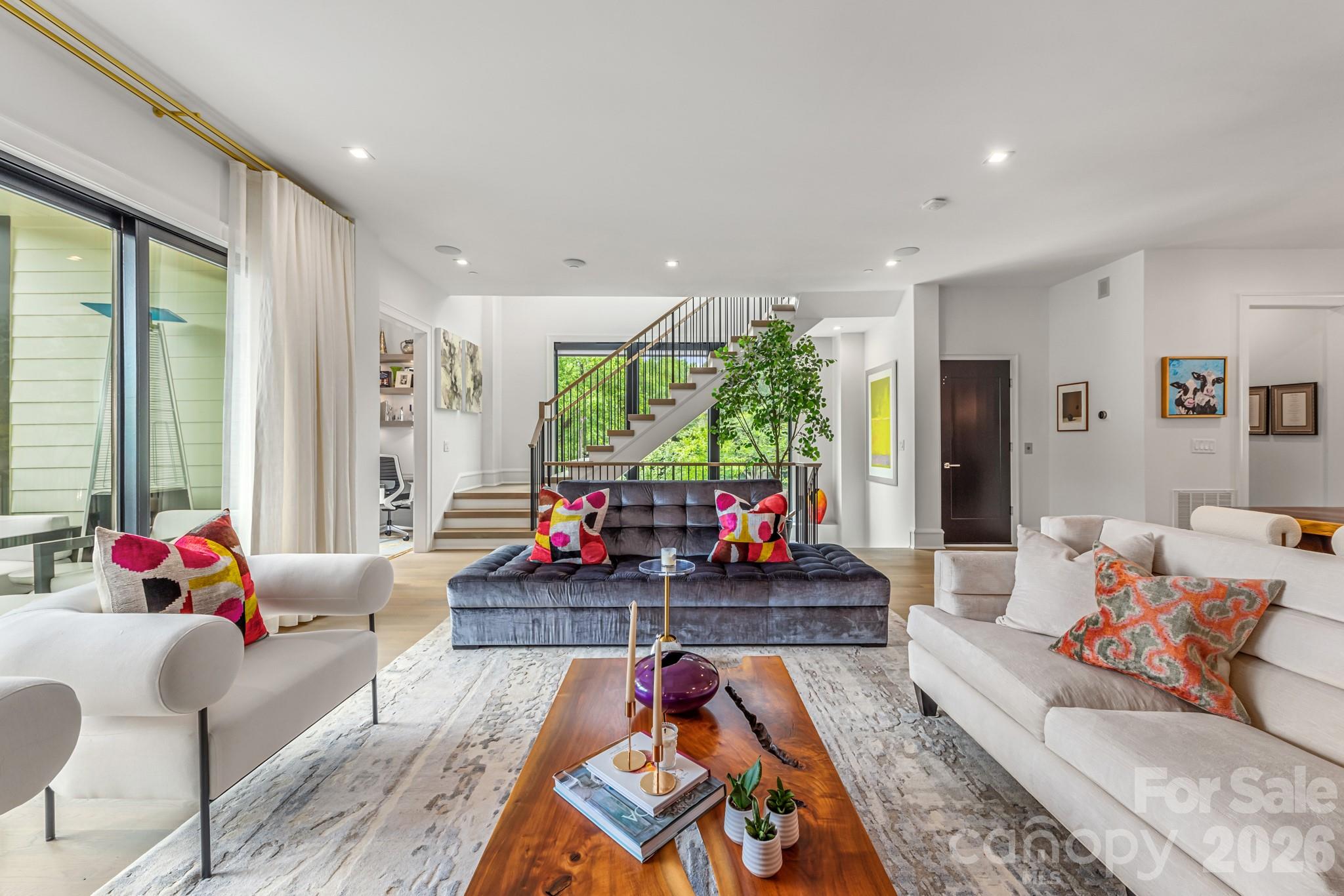 610 Queens Road Property Photo 23