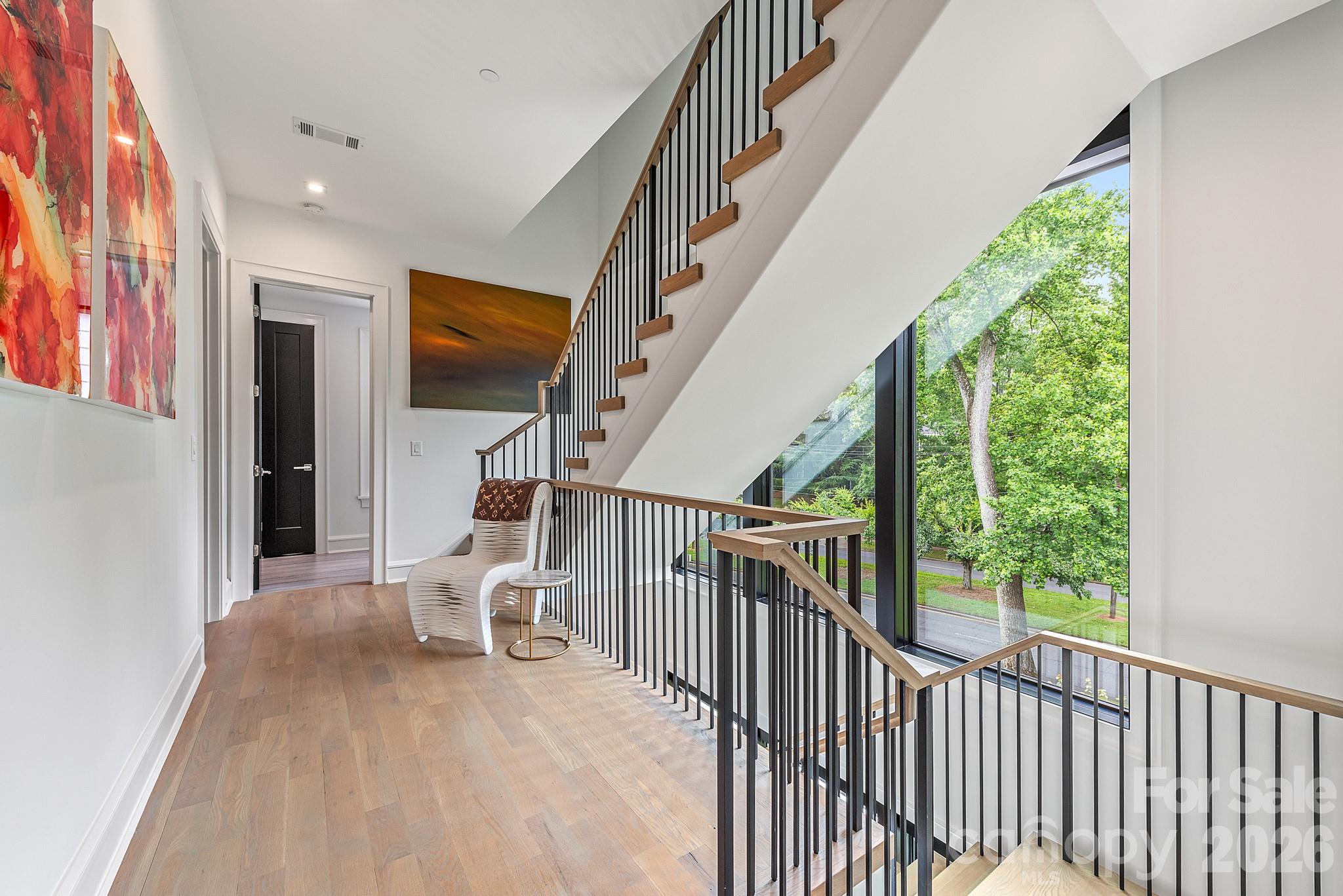 610 Queens Road Property Photo 27