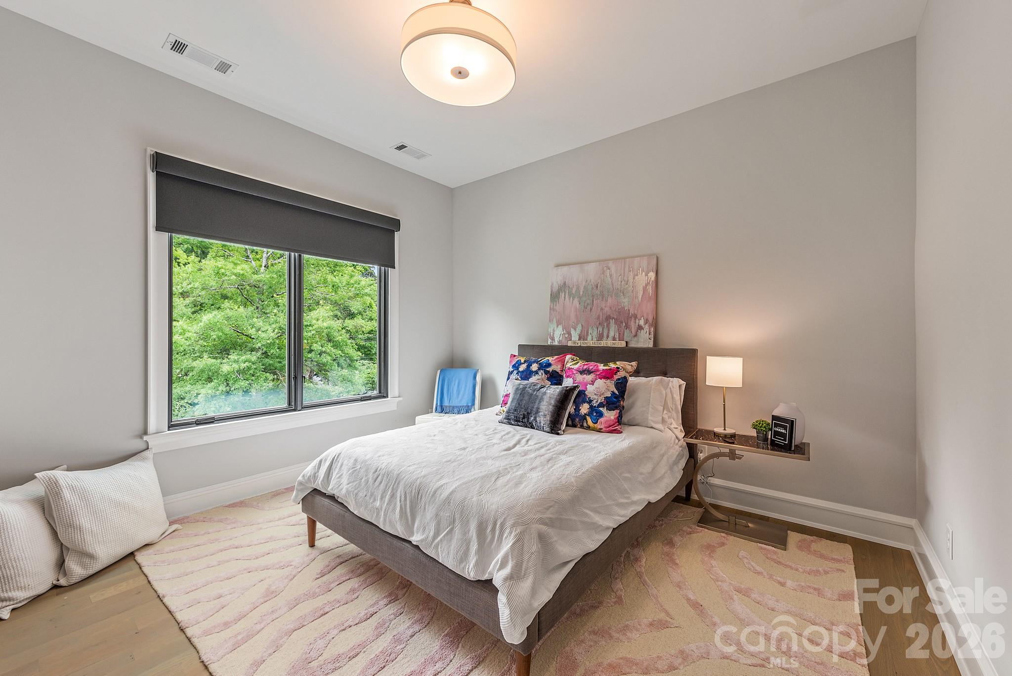 610 Queens Road Property Photo 36