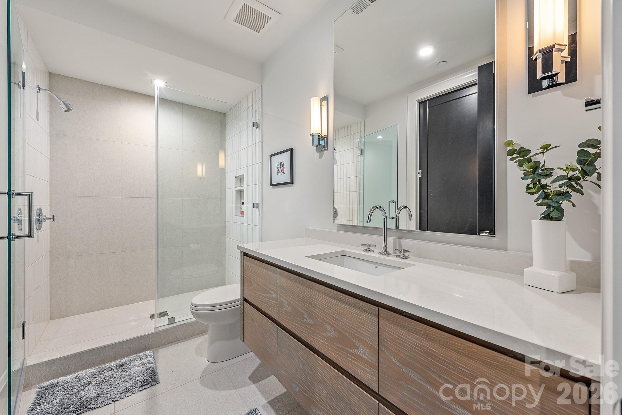 610 Queens Road Property Photo 37