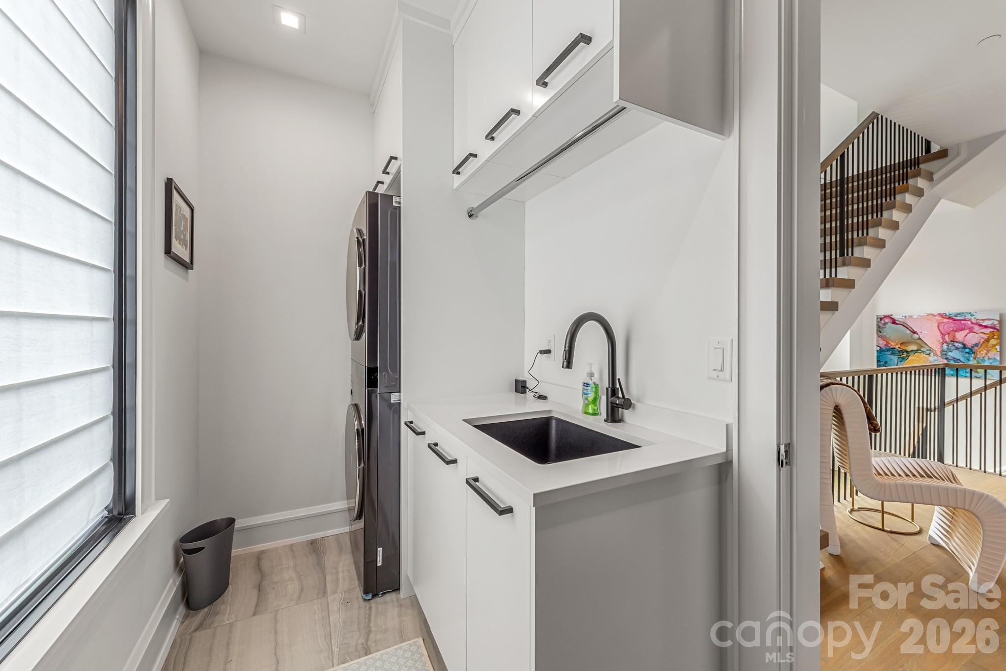 610 Queens Road Property Photo 39