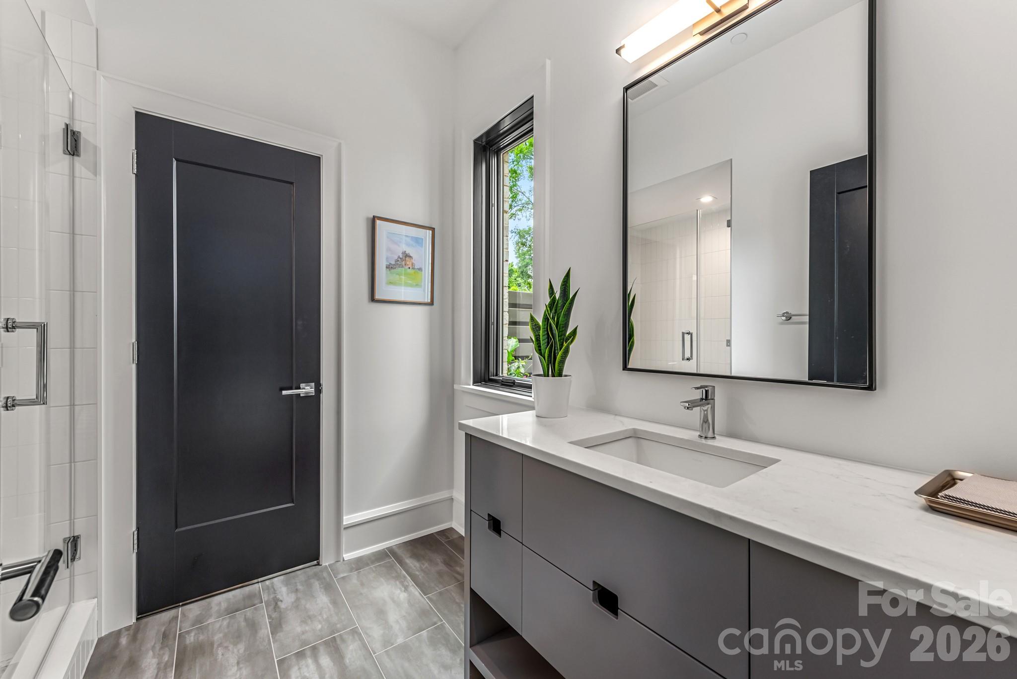 610 Queens Road Property Photo 41
