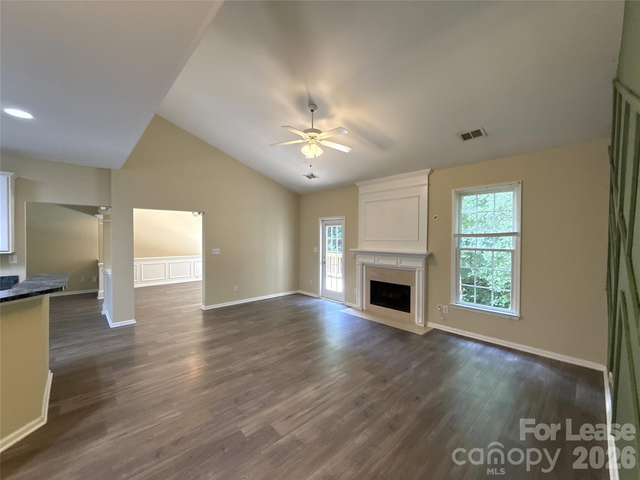 3100 Arklow Road Property Photo 7