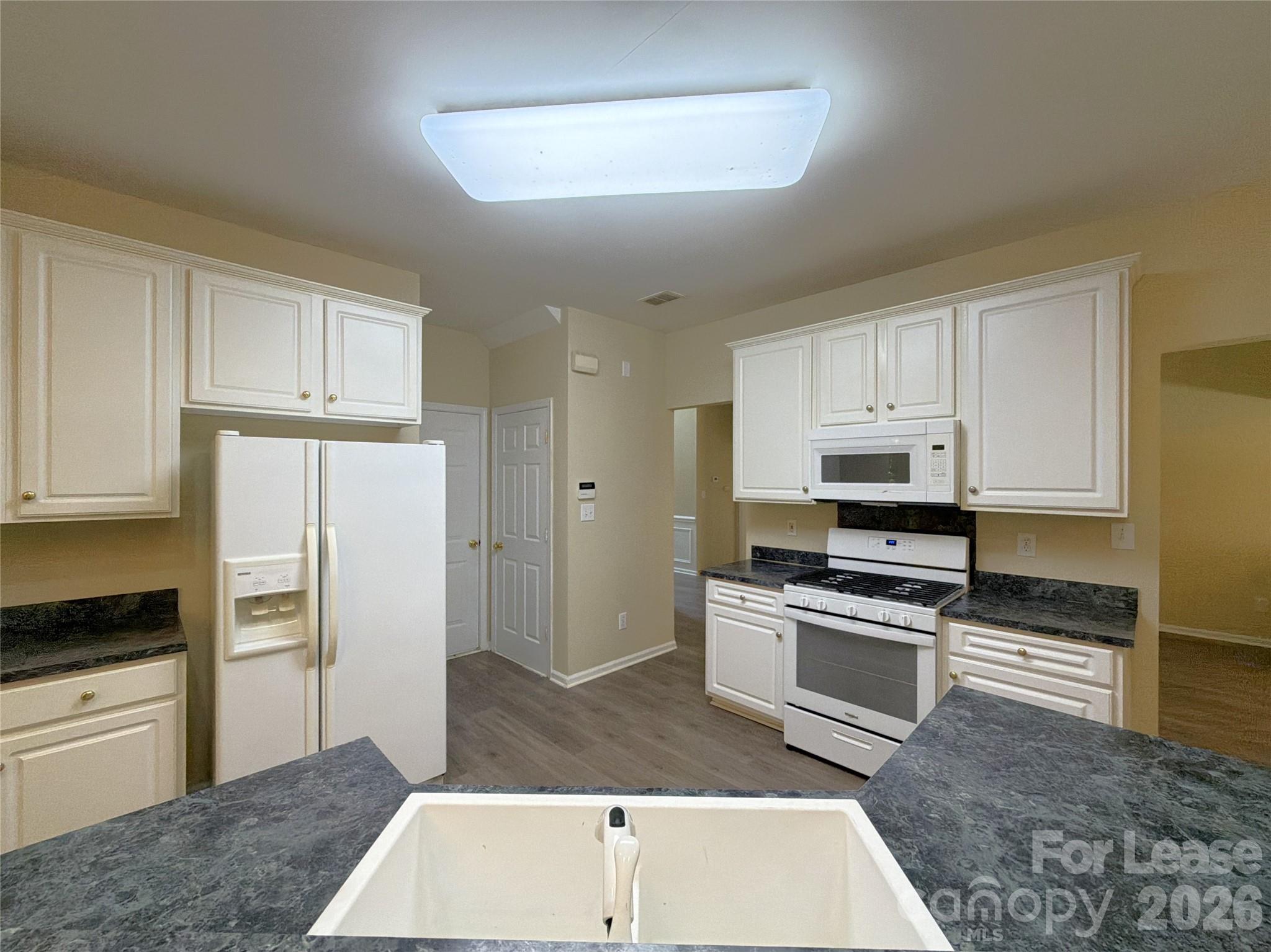 3100 Arklow Road Property Photo 12