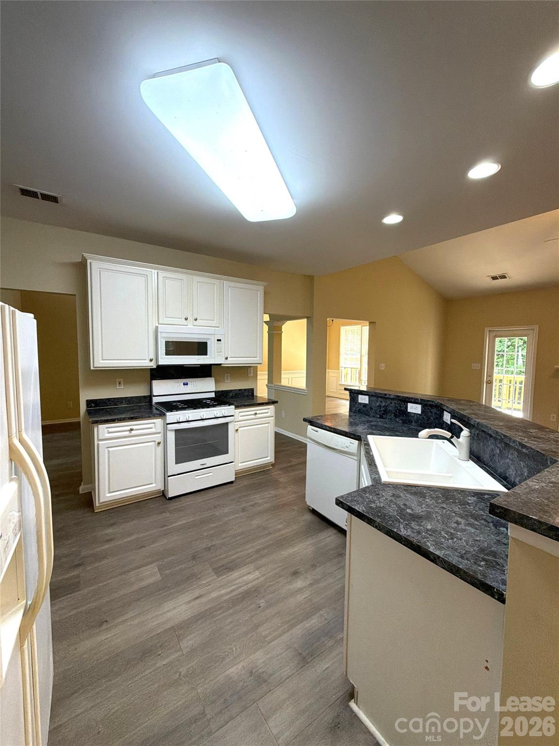 3100 Arklow Road Property Photo 13