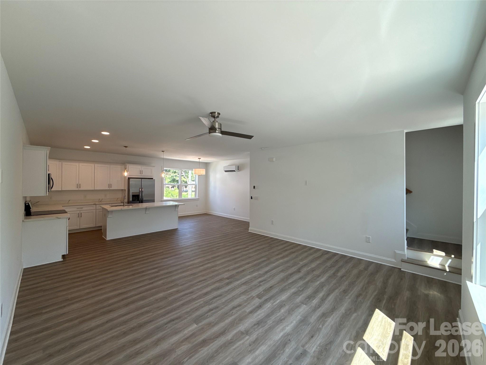 2100 Bombay Way Property Photo 7