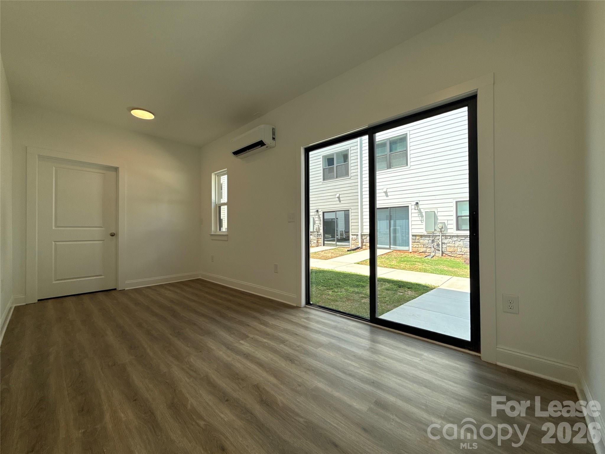 2100 Bombay Way Property Photo 13