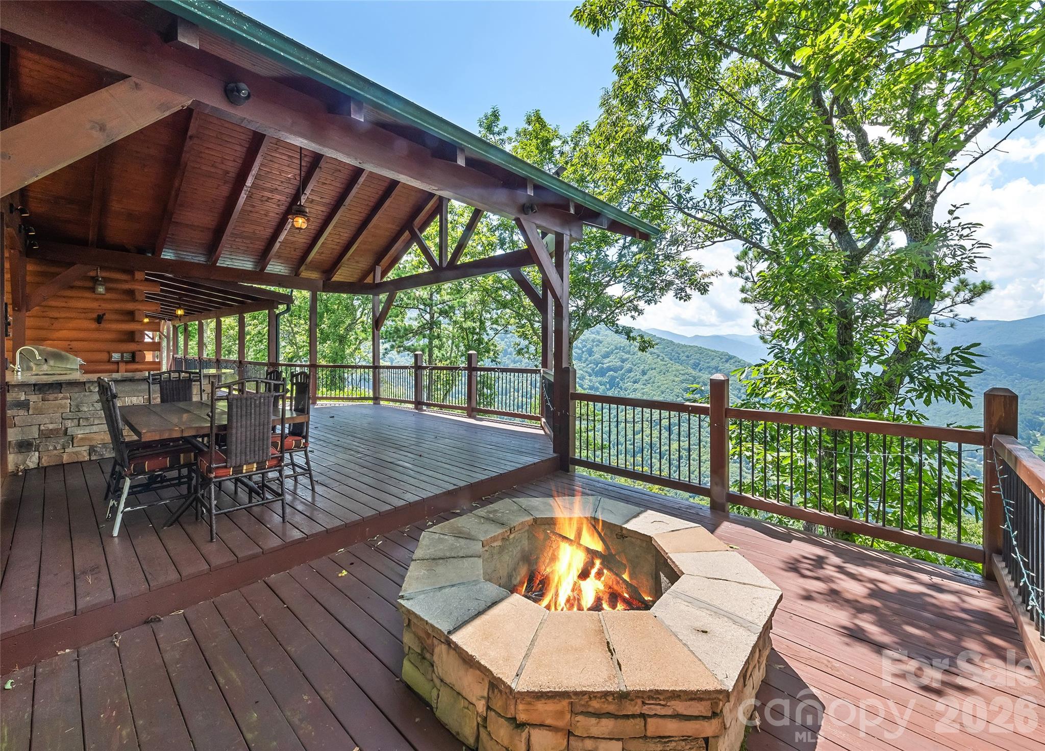 463 Walela Trail Property Photo 4