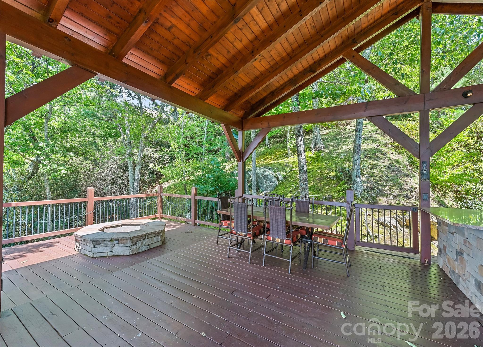 463 Walela Trail Property Photo 12