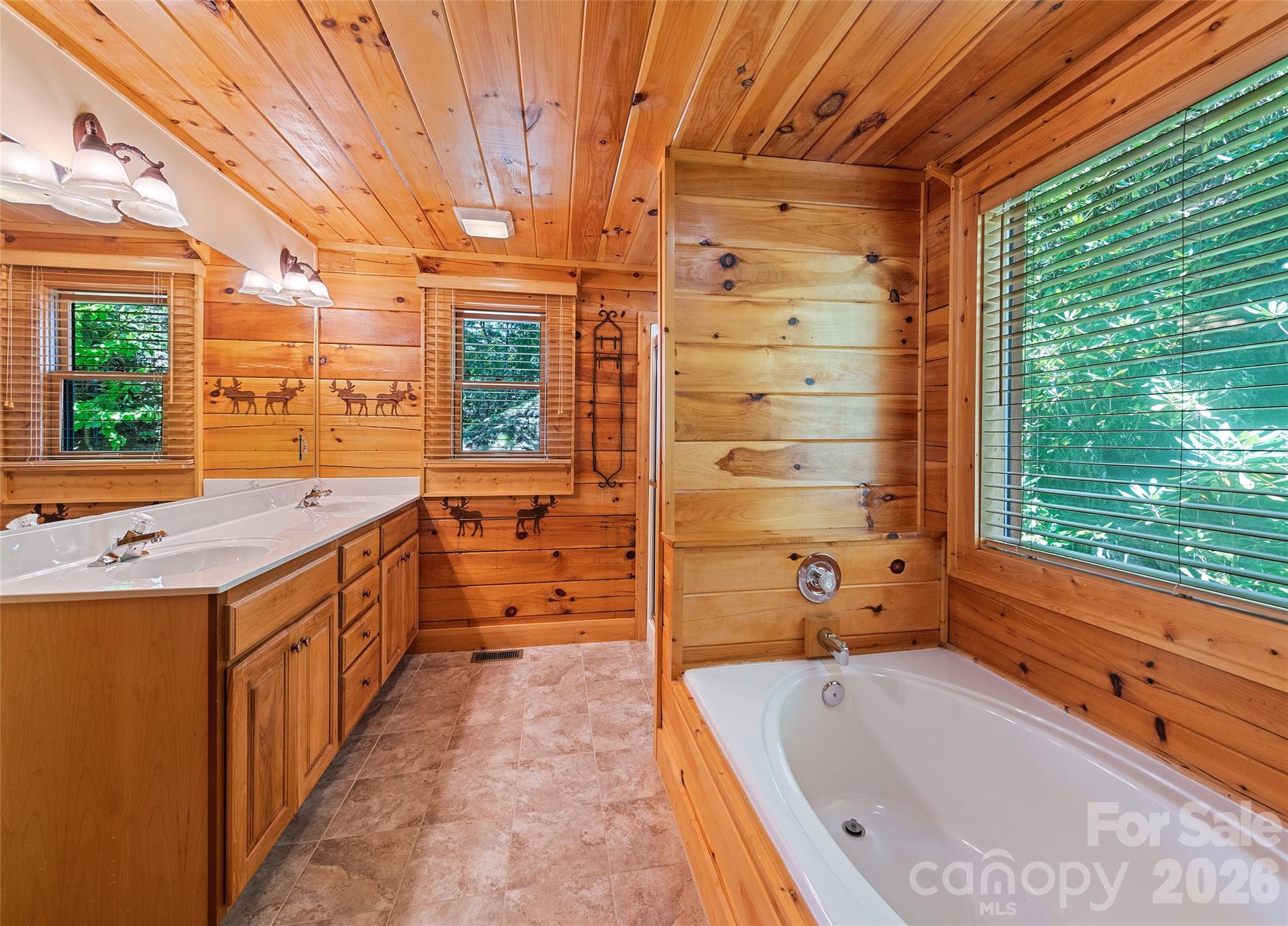 463 Walela Trail Property Photo 32