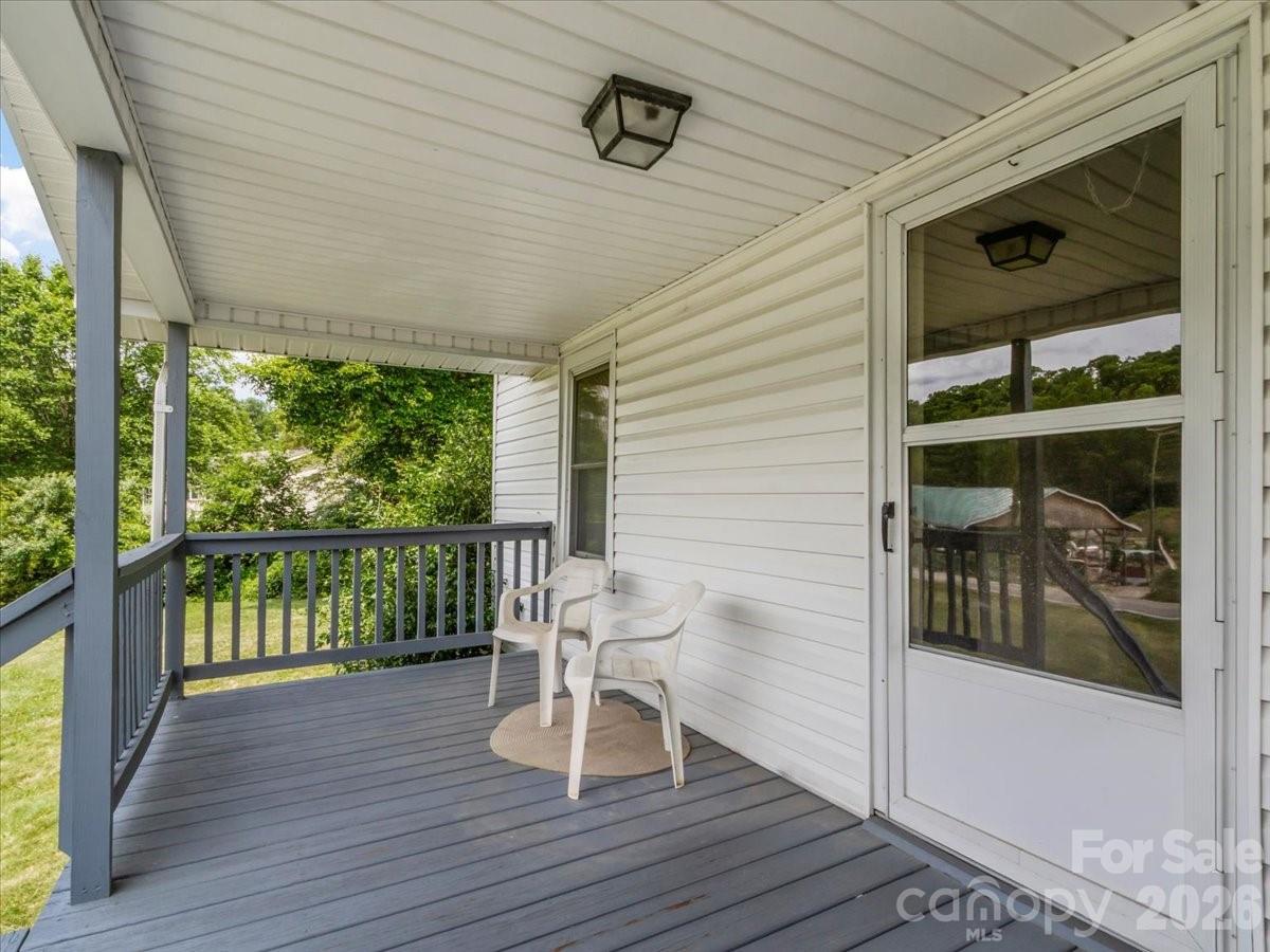 659 Newdale Church Road Property Photo 4
