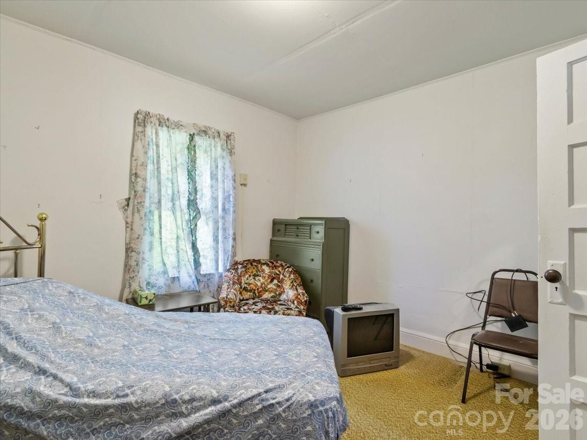 659 Newdale Church Road Property Photo 13