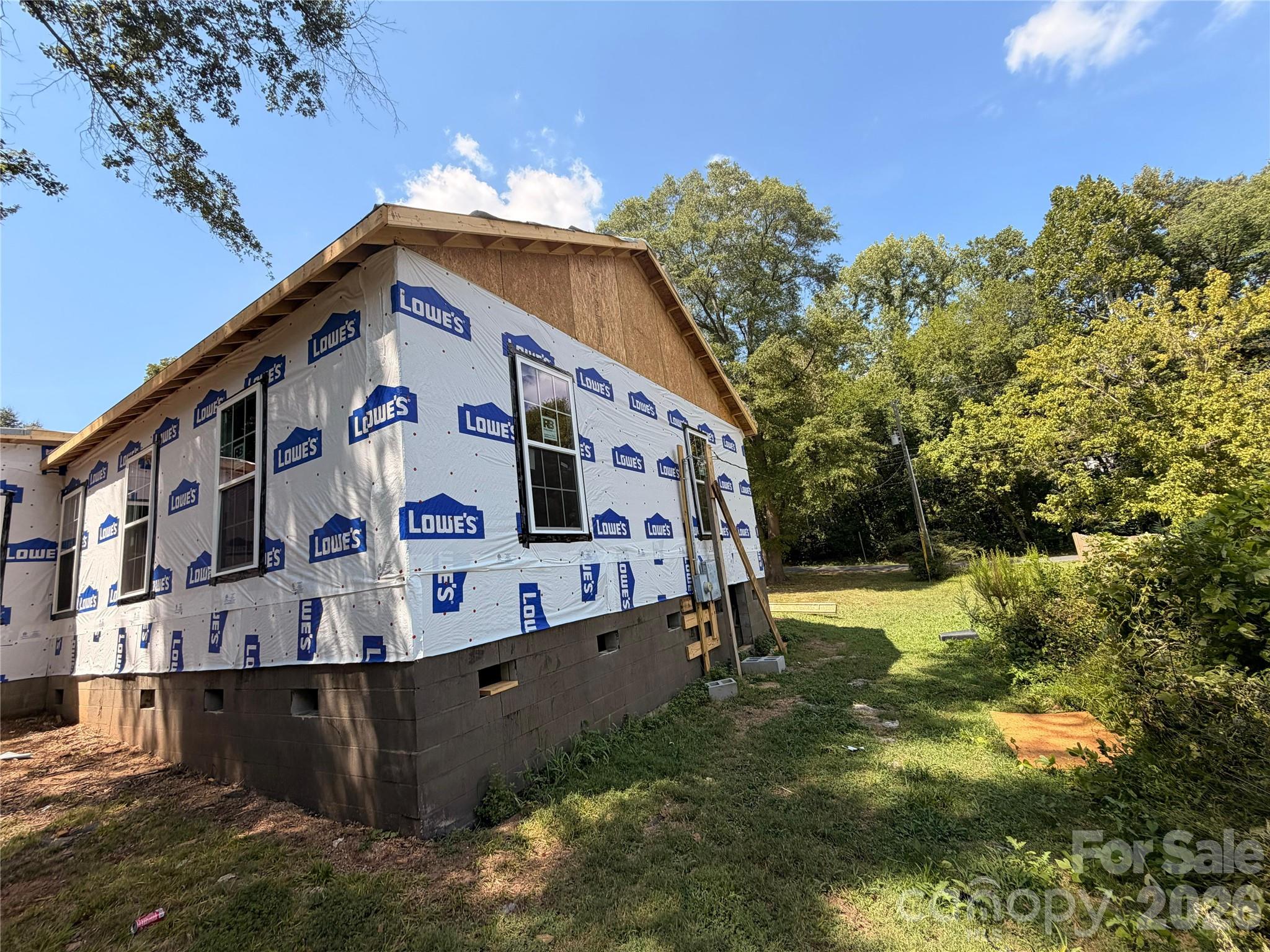 207 Mauney Street Property Photo 4