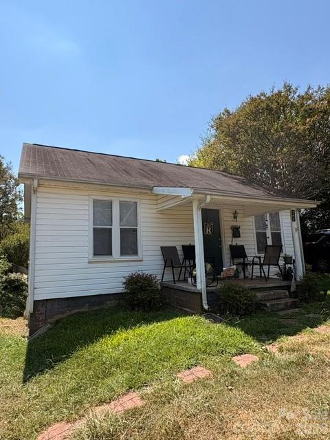 142 E Catawba Avenue Property Photo 1
