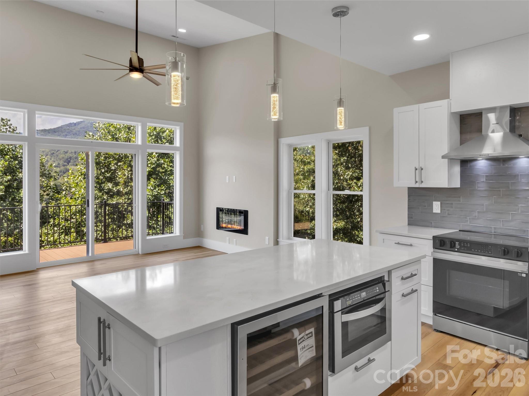 201 Kadire Drive Property Photo 4