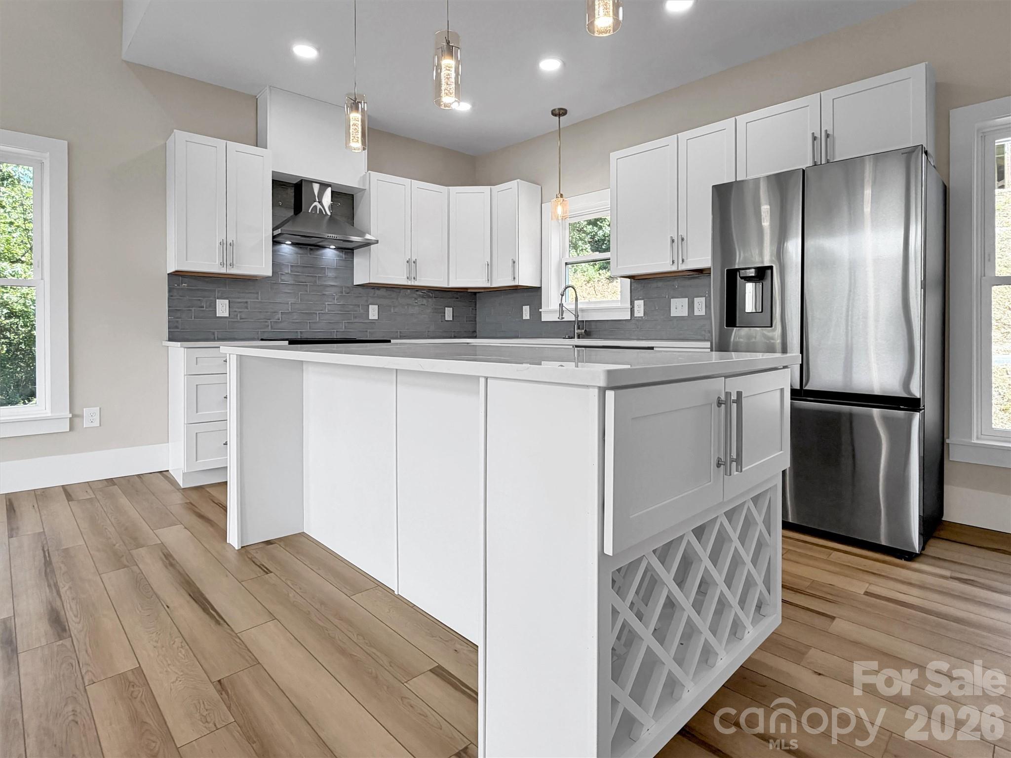 201 Kadire Drive Property Photo 5