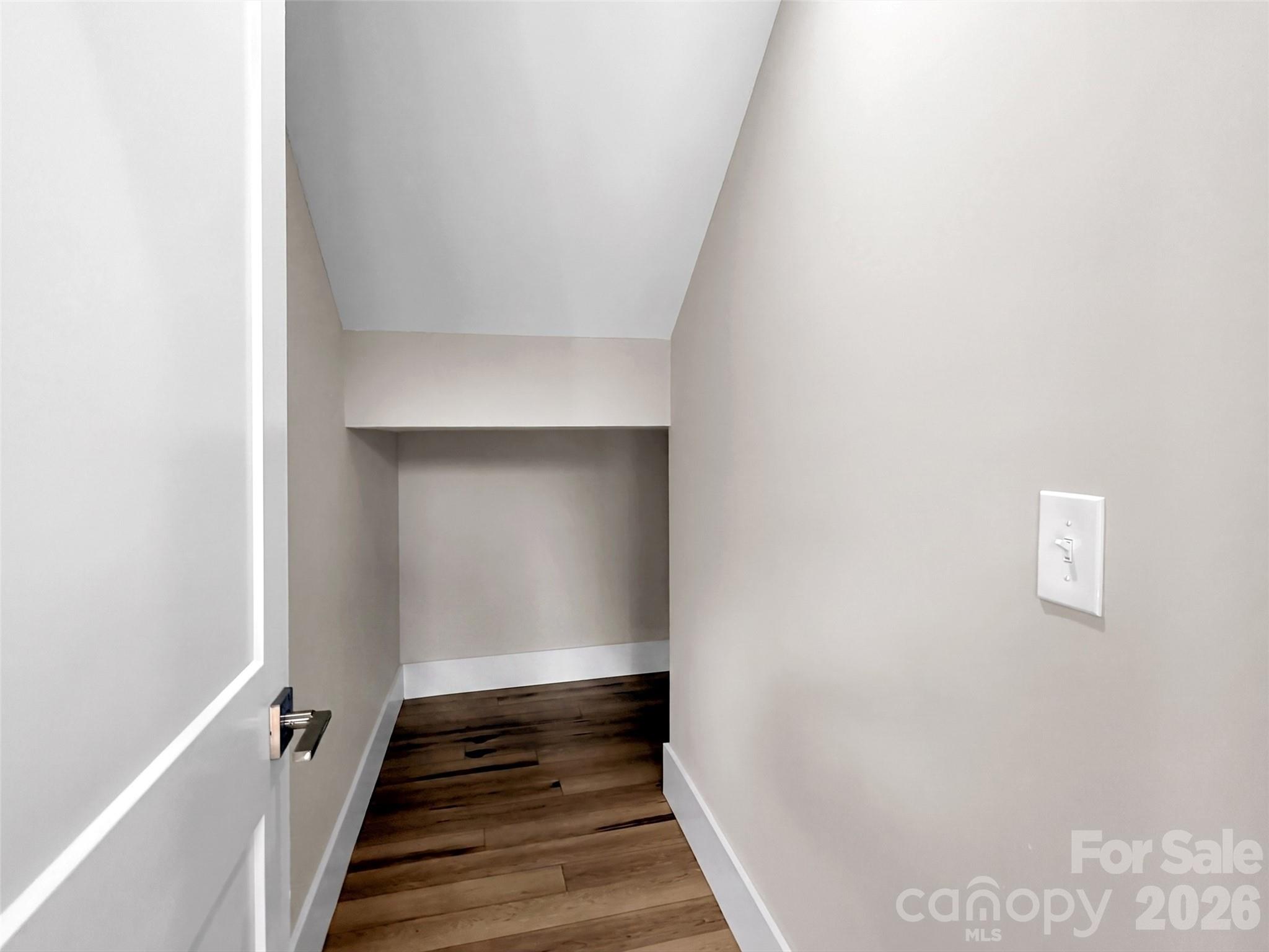 201 Kadire Drive Property Photo 24