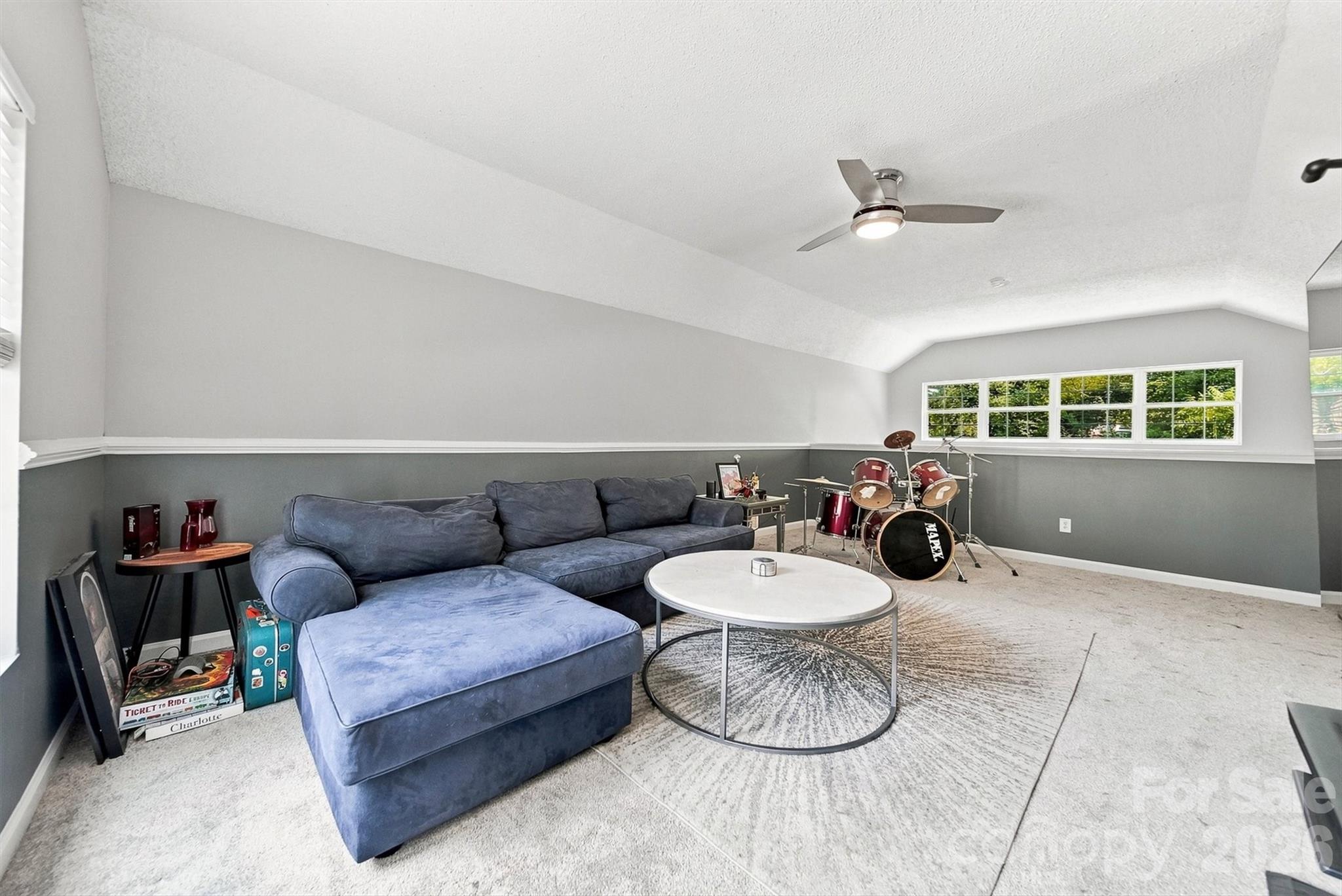 717 2nd Street Place Property Photo 12