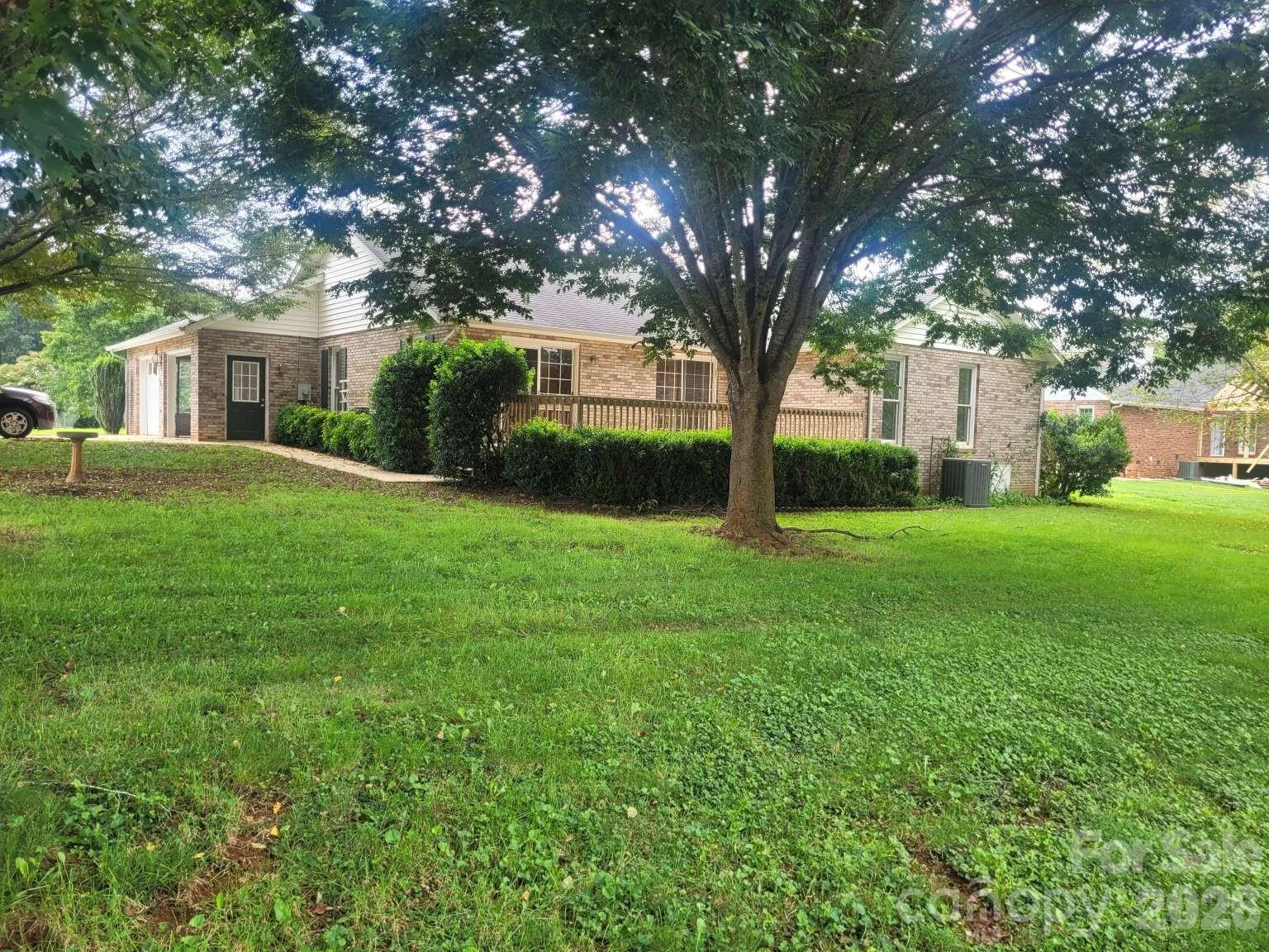 1275 Grady Lane Property Photo 2