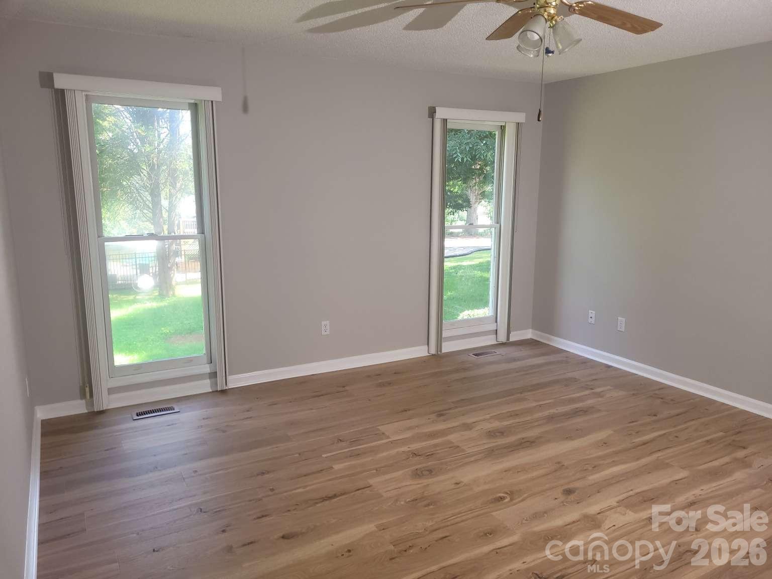 1275 Grady Lane Property Photo 13