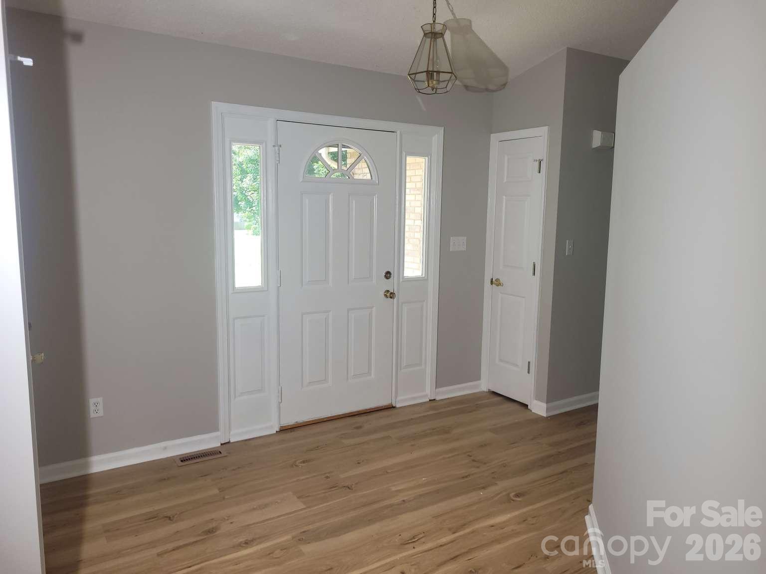 1275 Grady Lane Property Photo 16