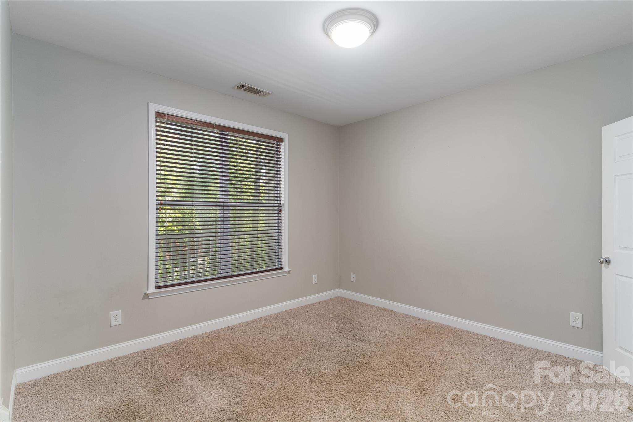 1000 E Woodlawn Road 217 Property Photo 16
