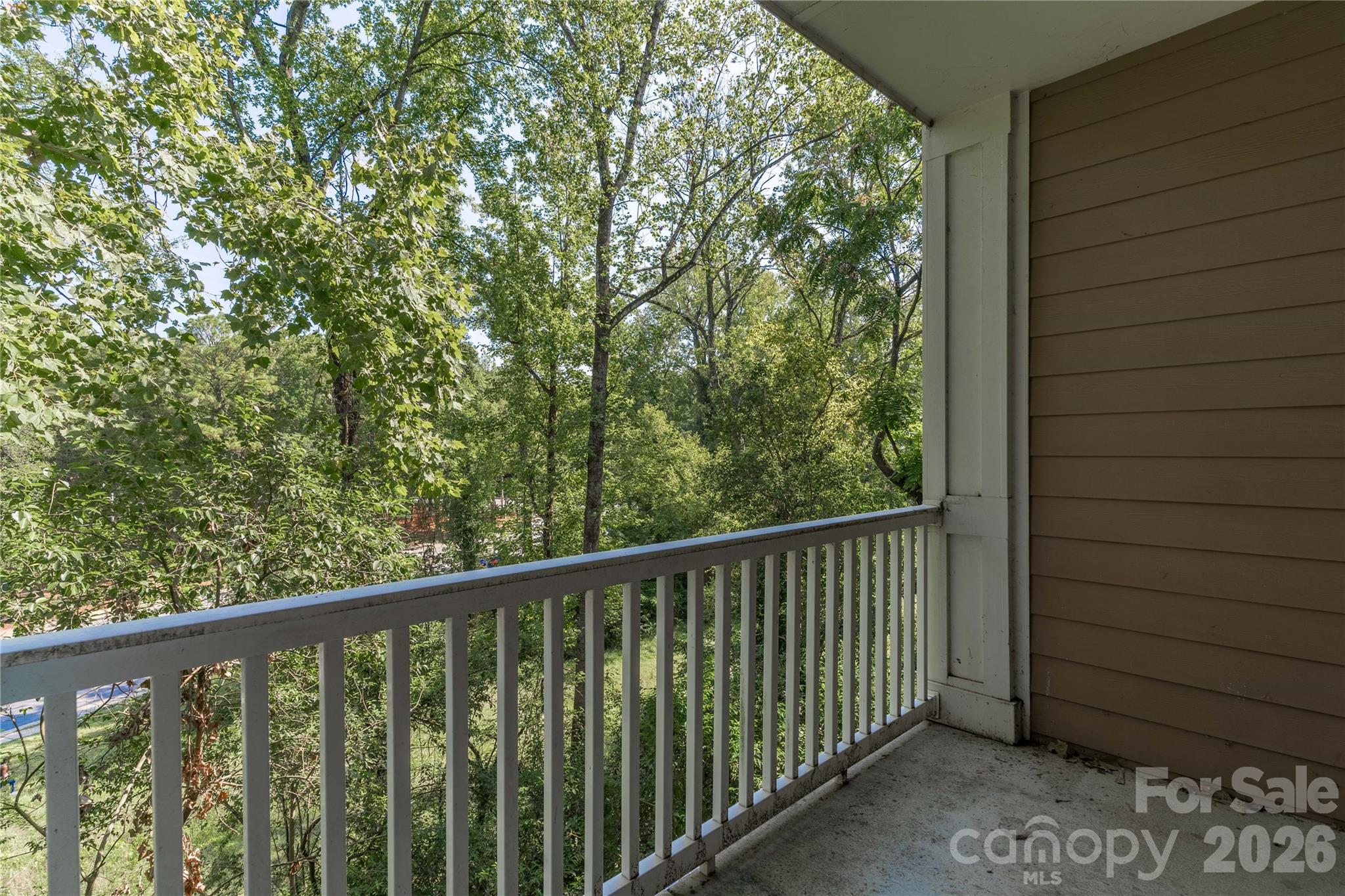 1000 E Woodlawn Road 217 Property Photo 22