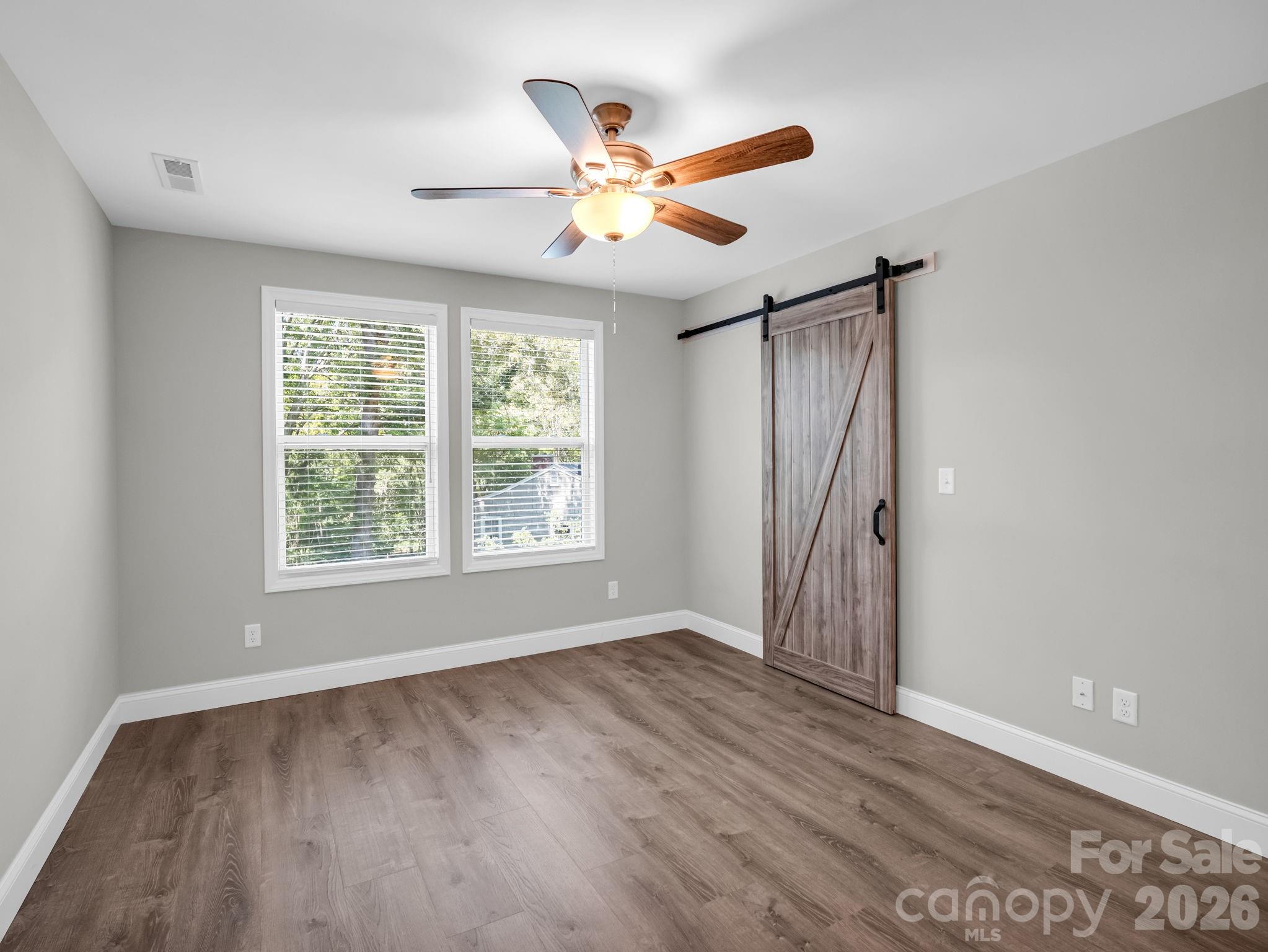 92 Lakeside Drive Property Photo 14