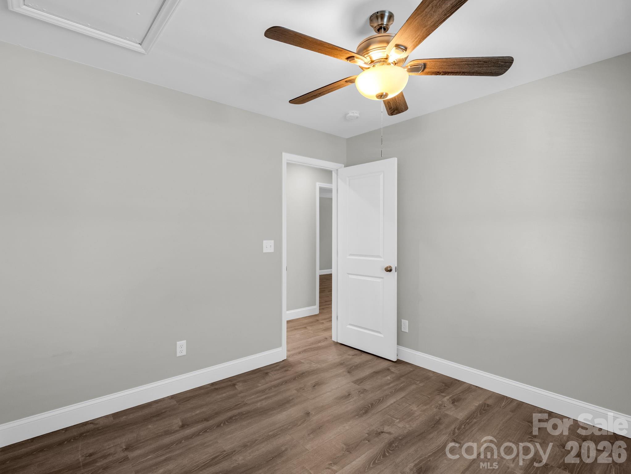 92 Lakeside Drive Property Photo 18
