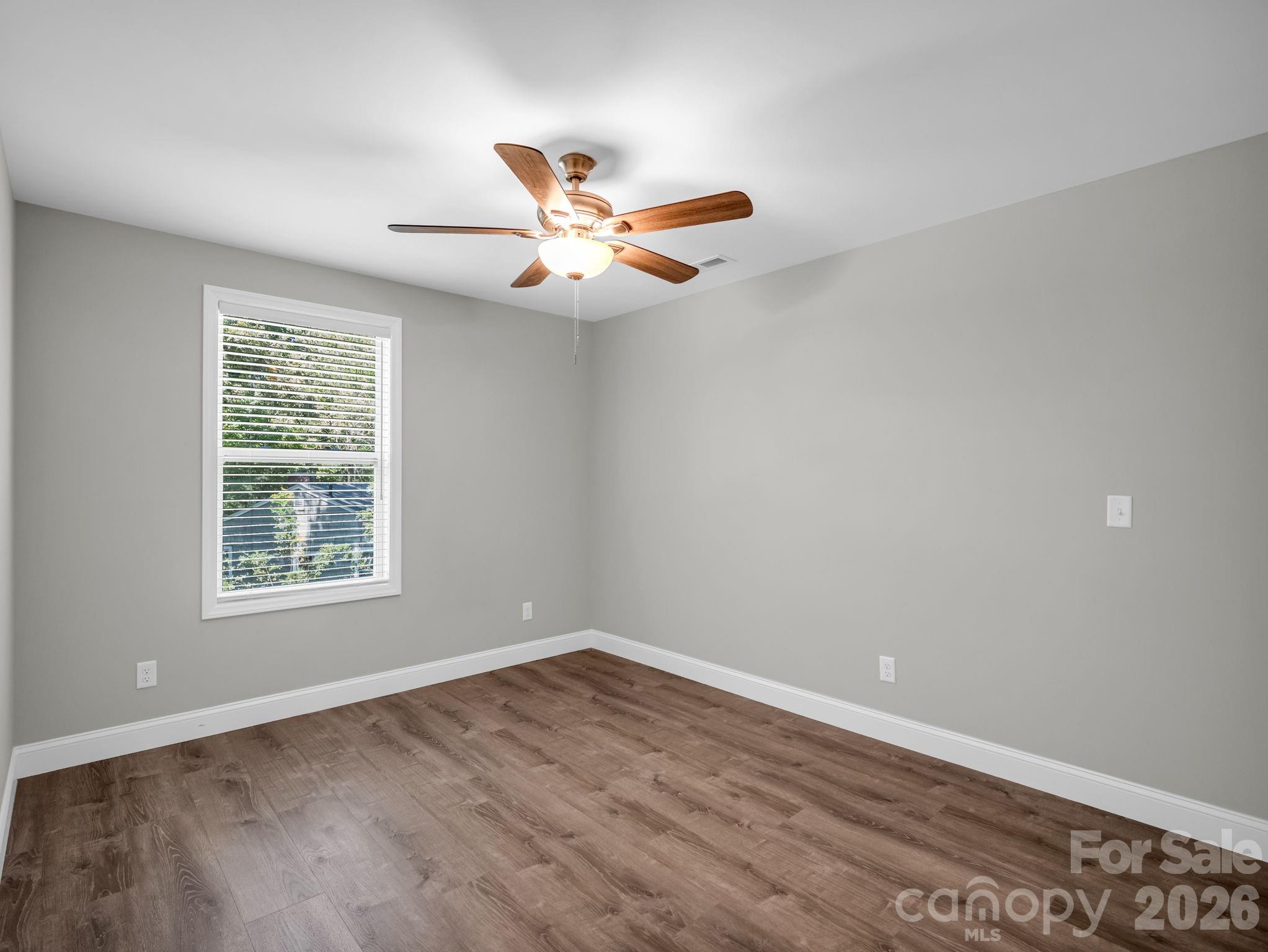 92 Lakeside Drive Property Photo 20