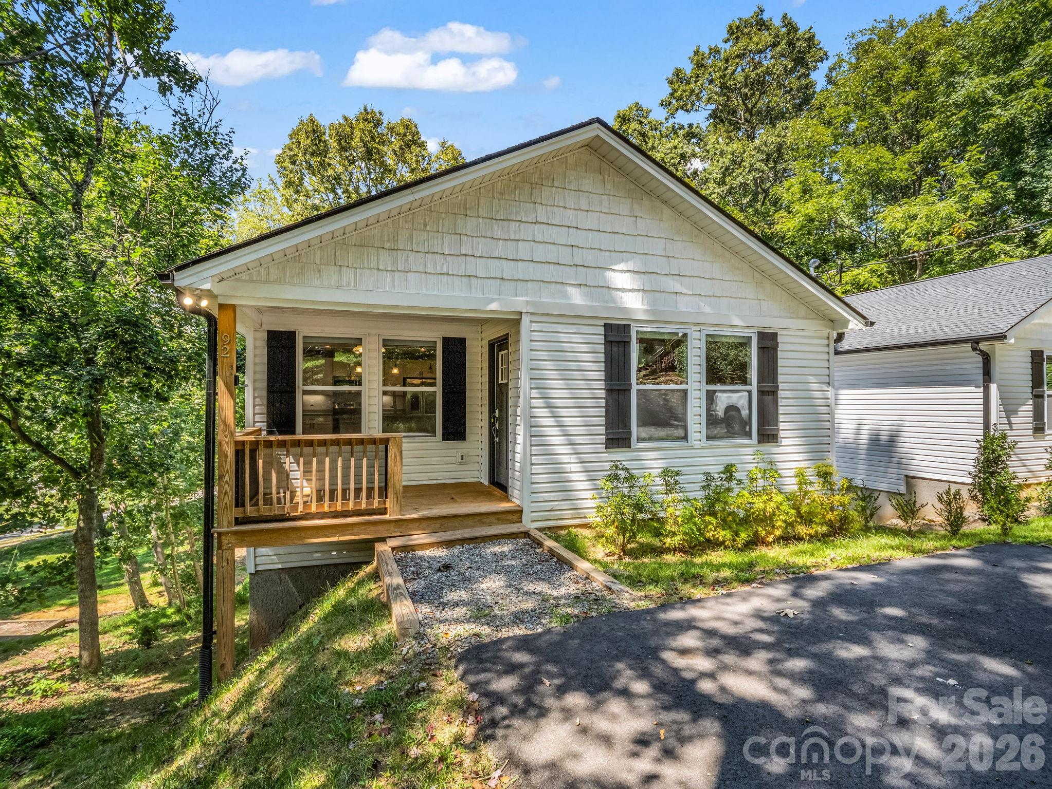 92 Lakeside Drive Property Photo 23