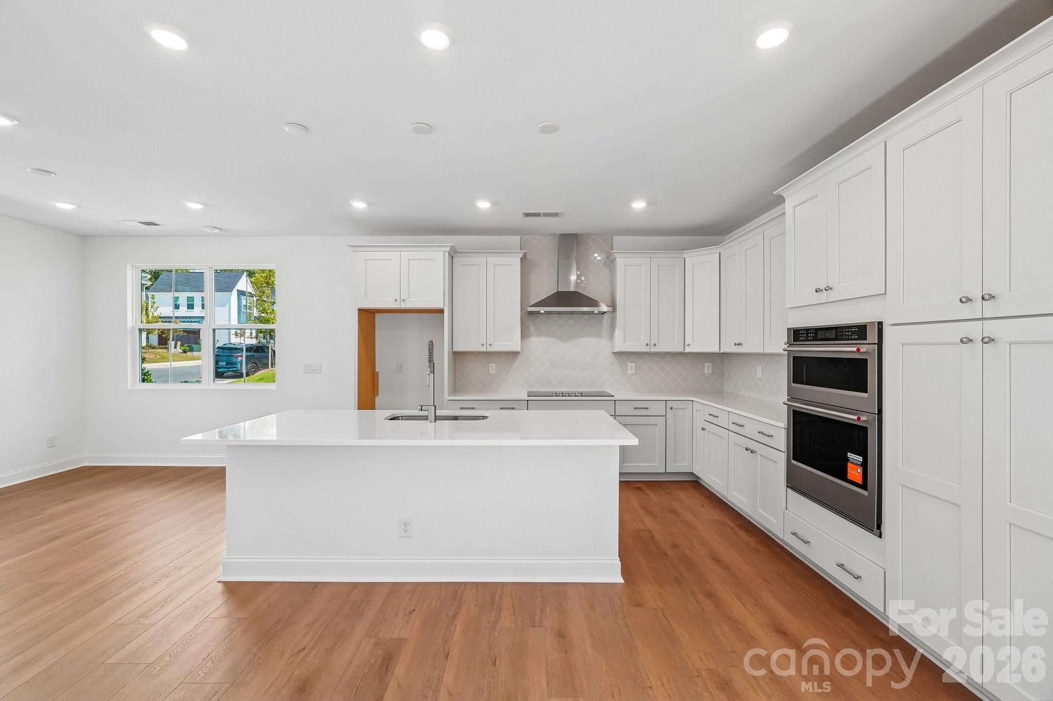 1009 Cobalt Drive Property Photo 3