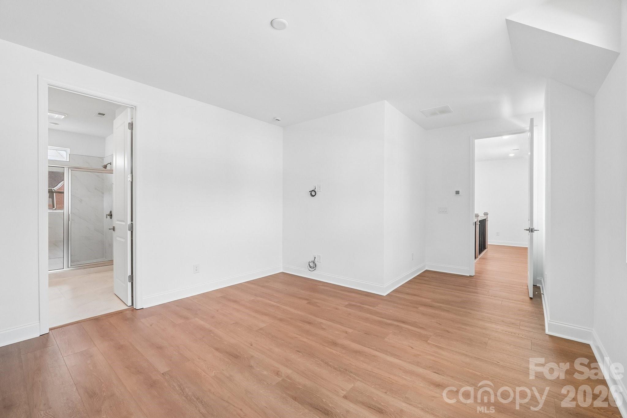 1009 Cobalt Drive Property Photo 7