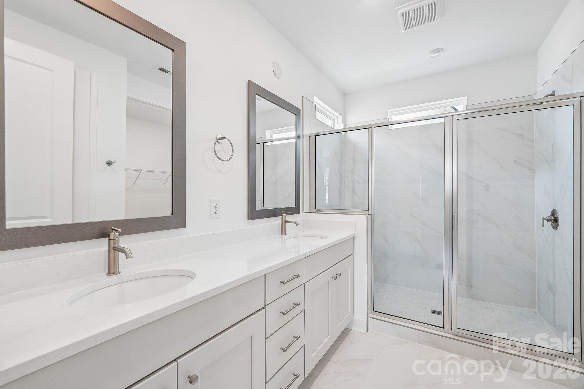1009 Cobalt Drive Property Photo 8