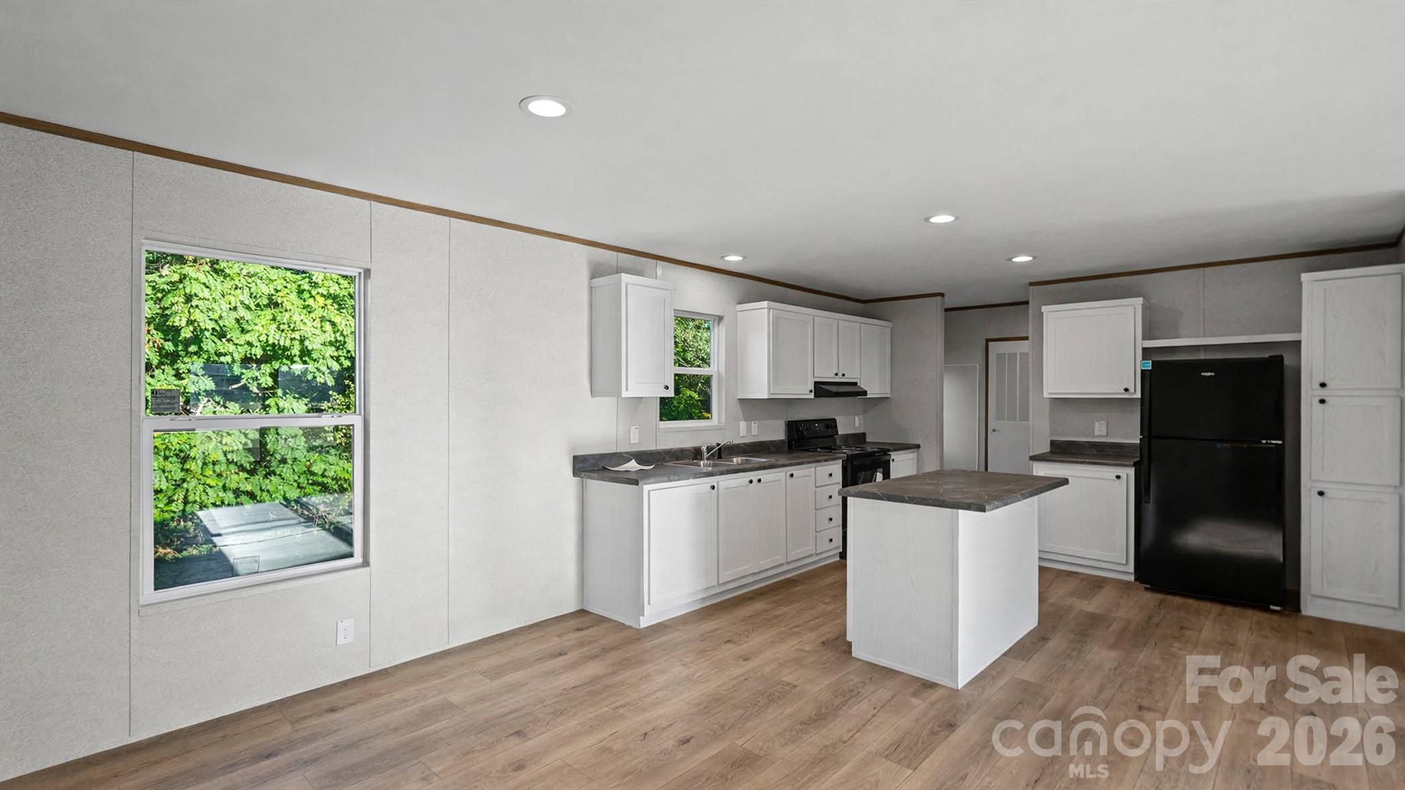 2201 Kingston Road Property Photo 17