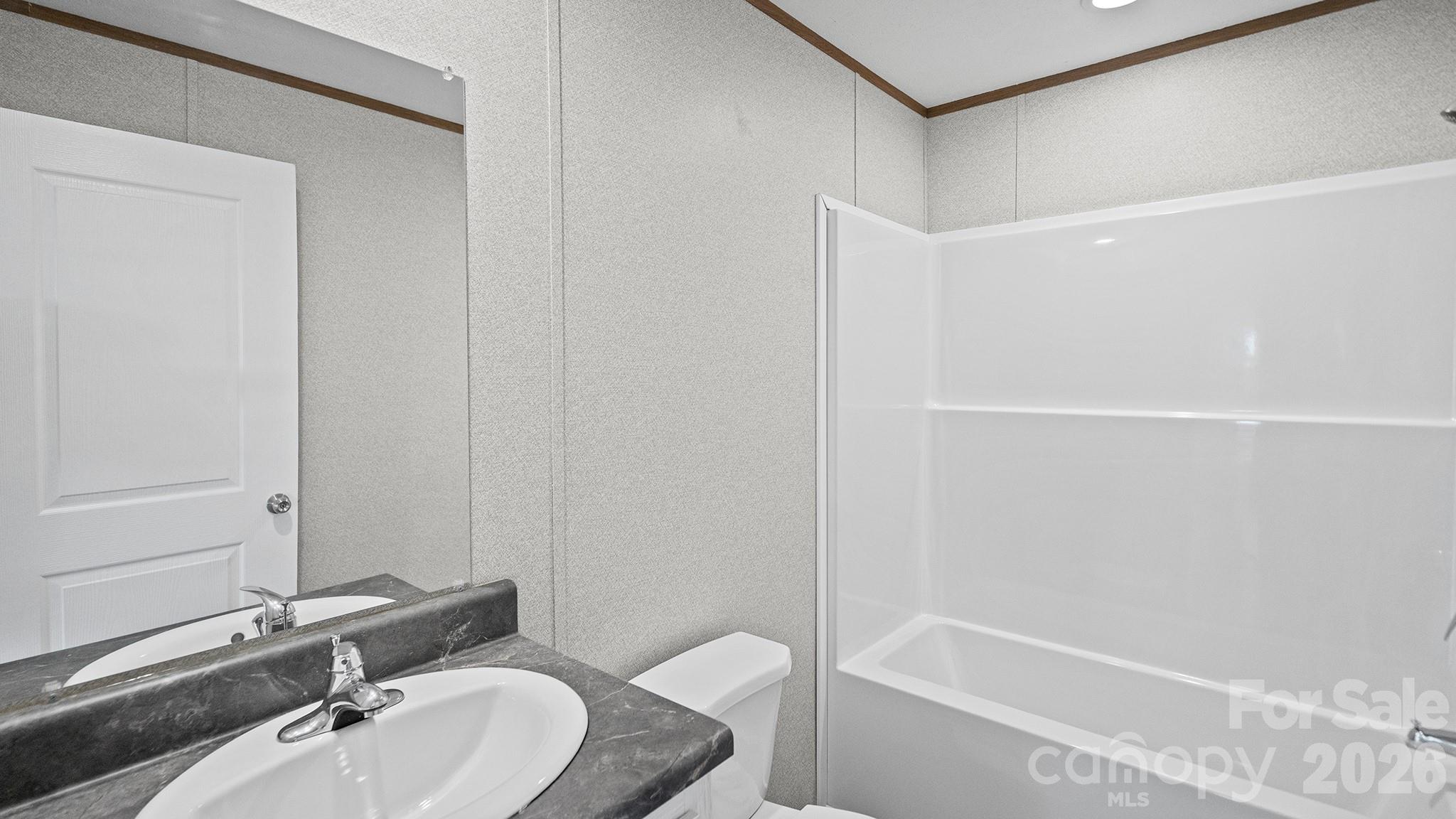 2201 Kingston Road Property Photo 23
