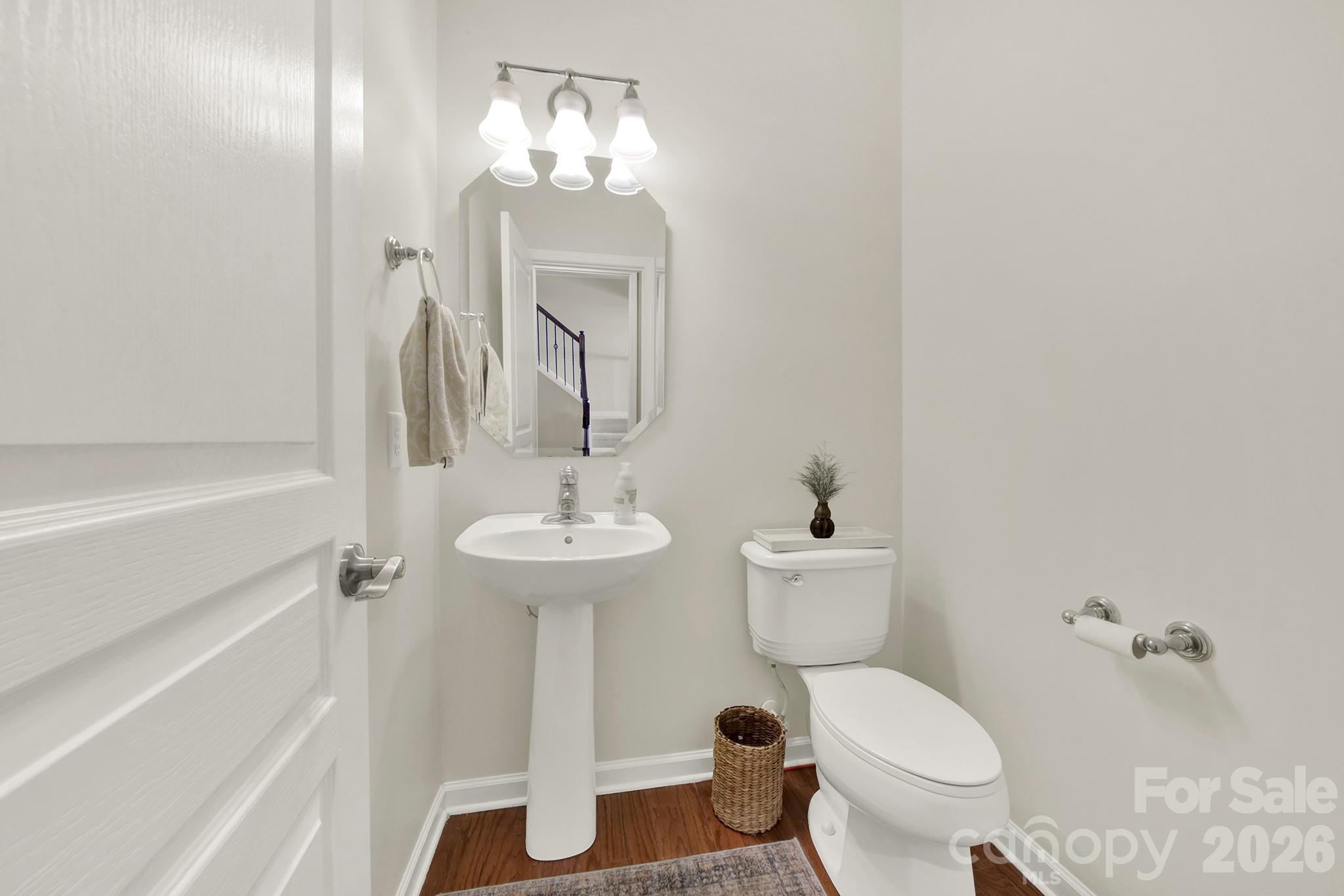 927 Lyndley Drive Property Photo 15