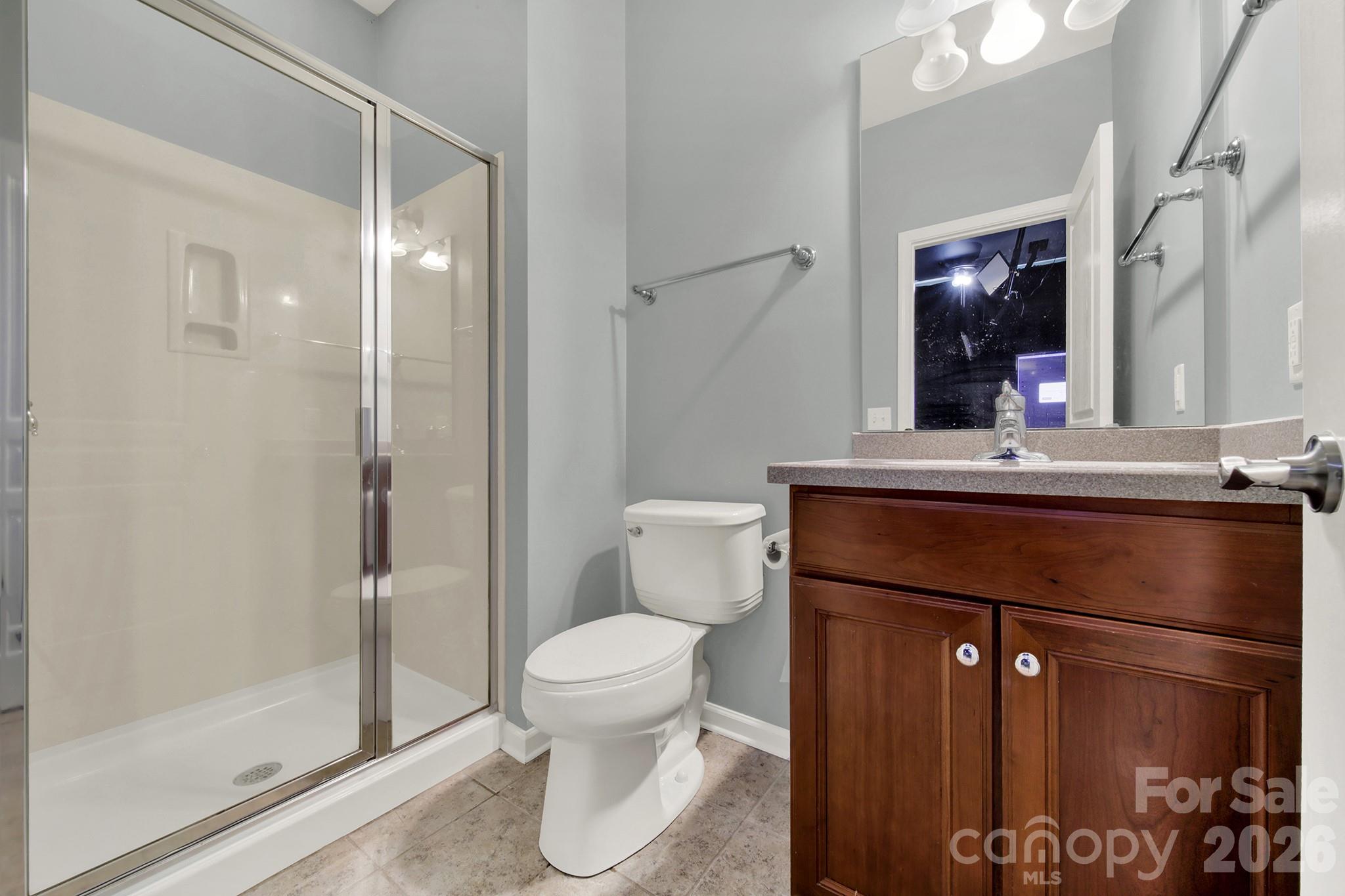 927 Lyndley Drive Property Photo 24
