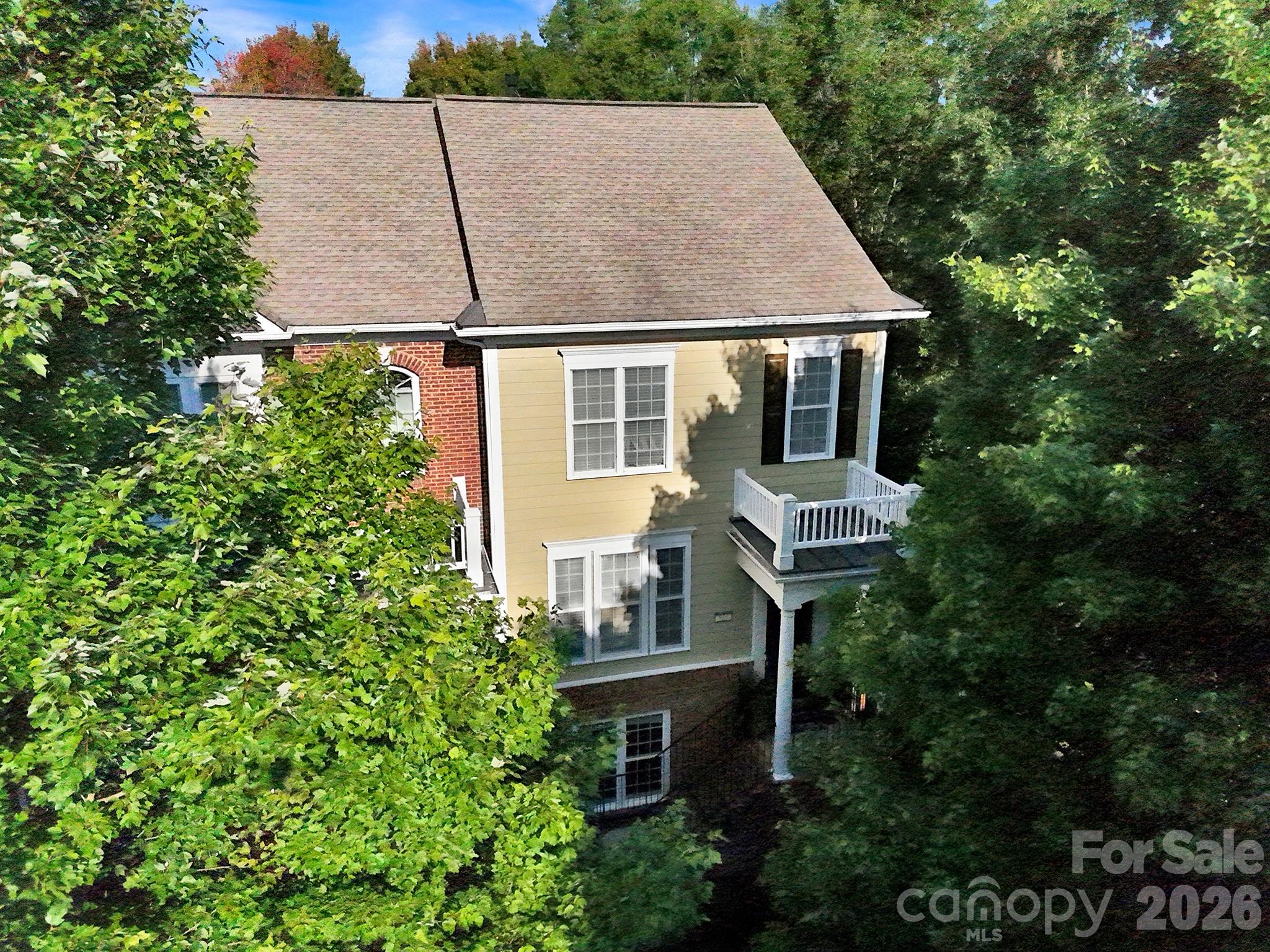 927 Lyndley Drive Property Photo 35