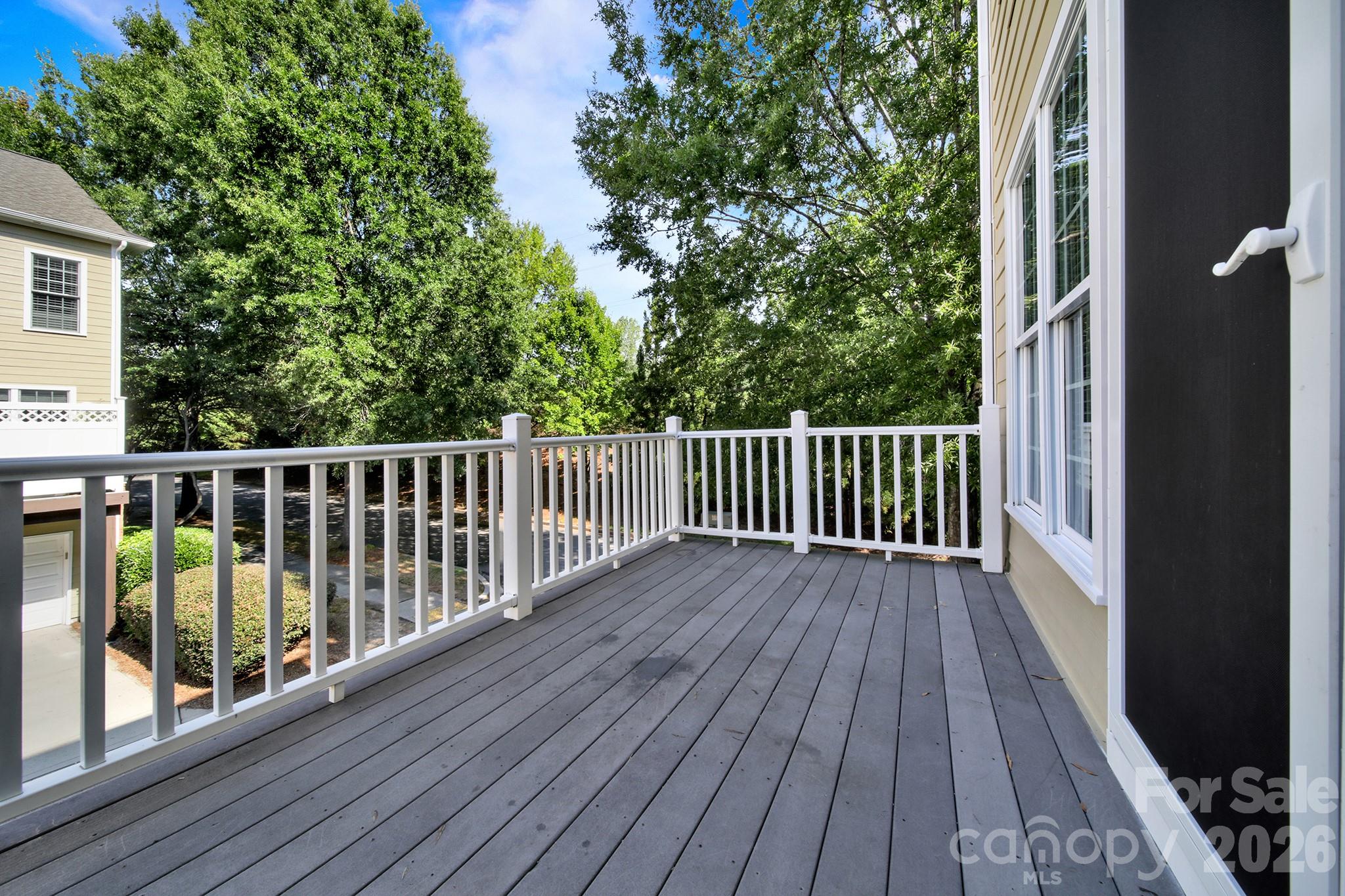 927 Lyndley Drive Property Photo 37