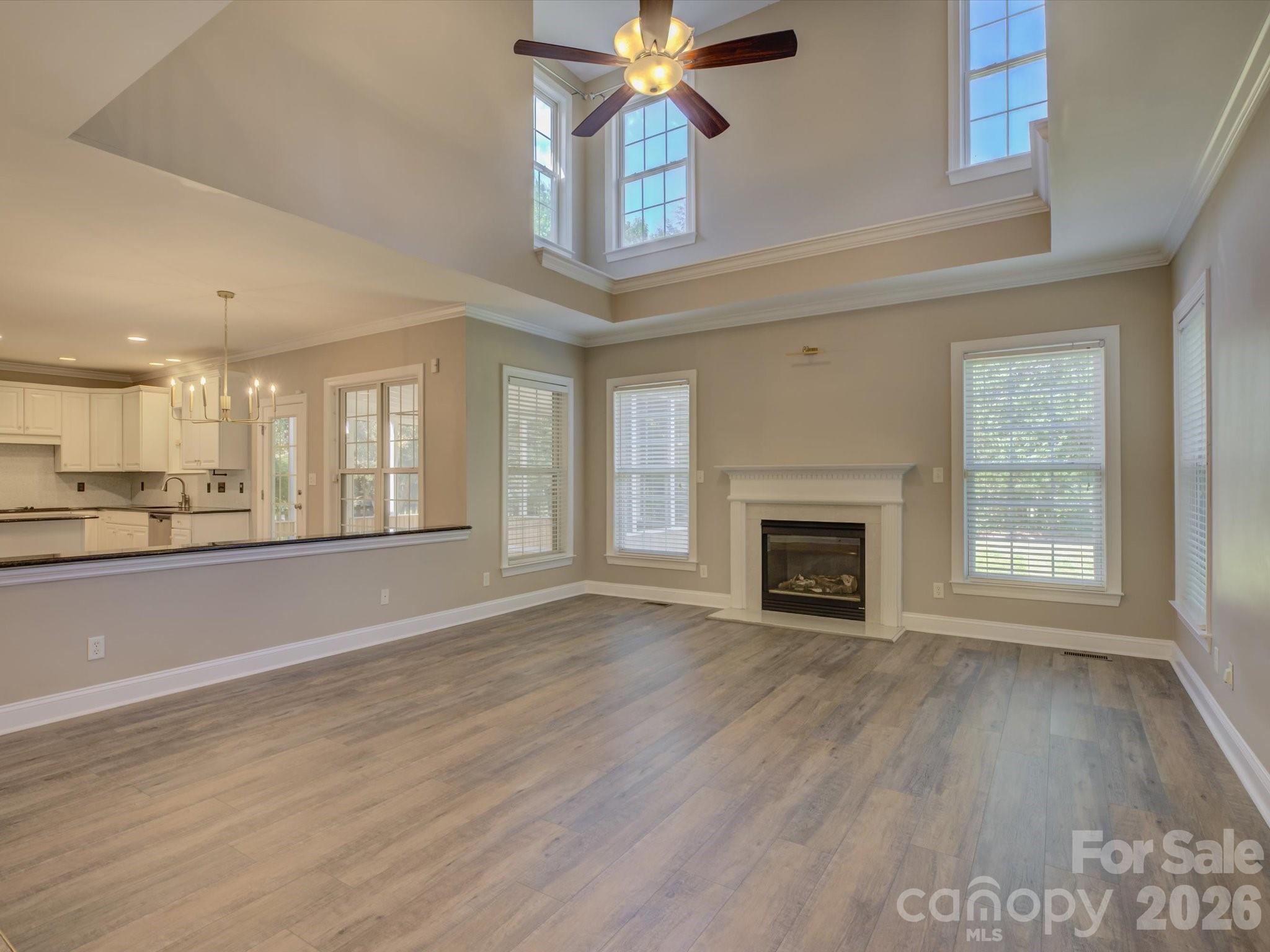 605 Queenswater Lane Property Photo 6